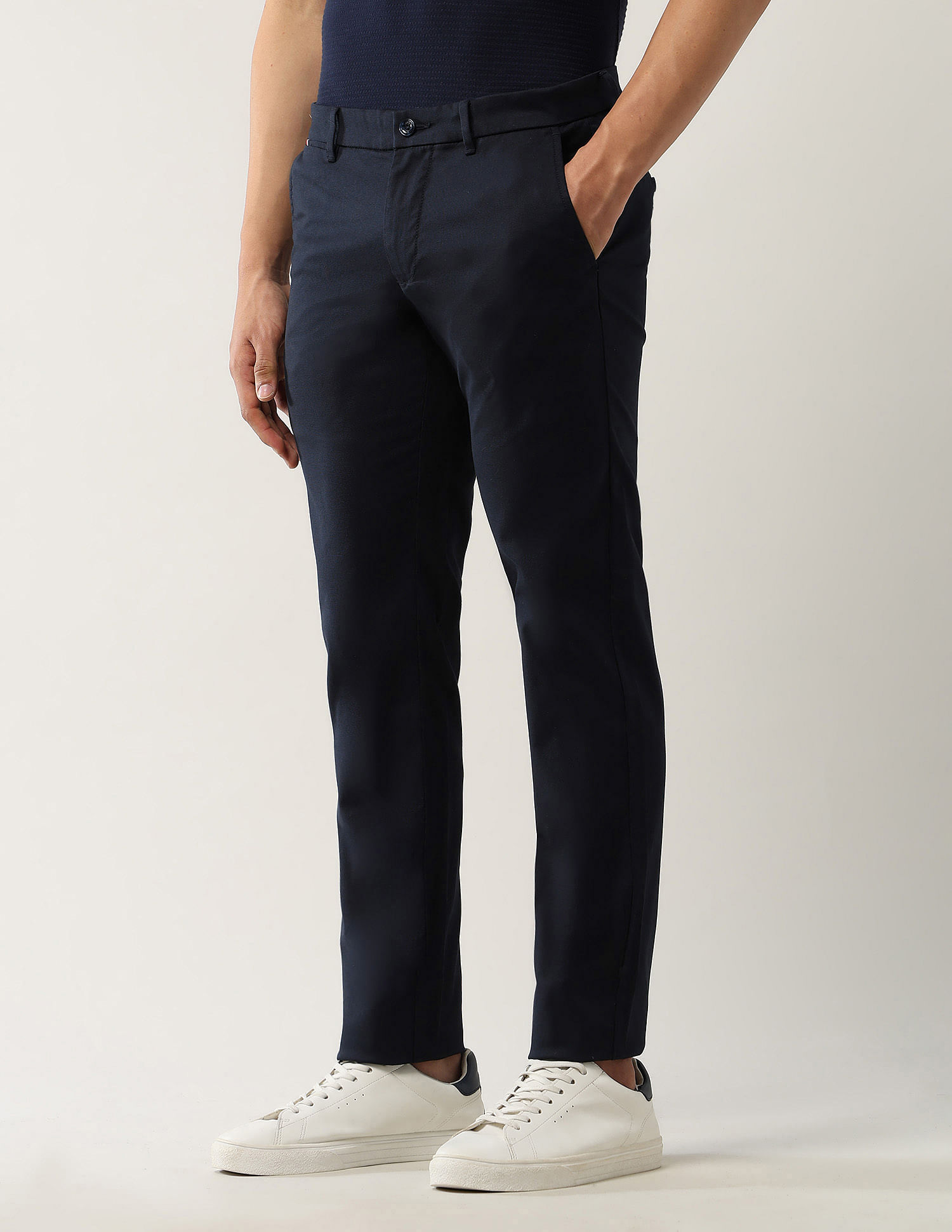 Arrow Sport Dobby Slim Fit Solid Chinos