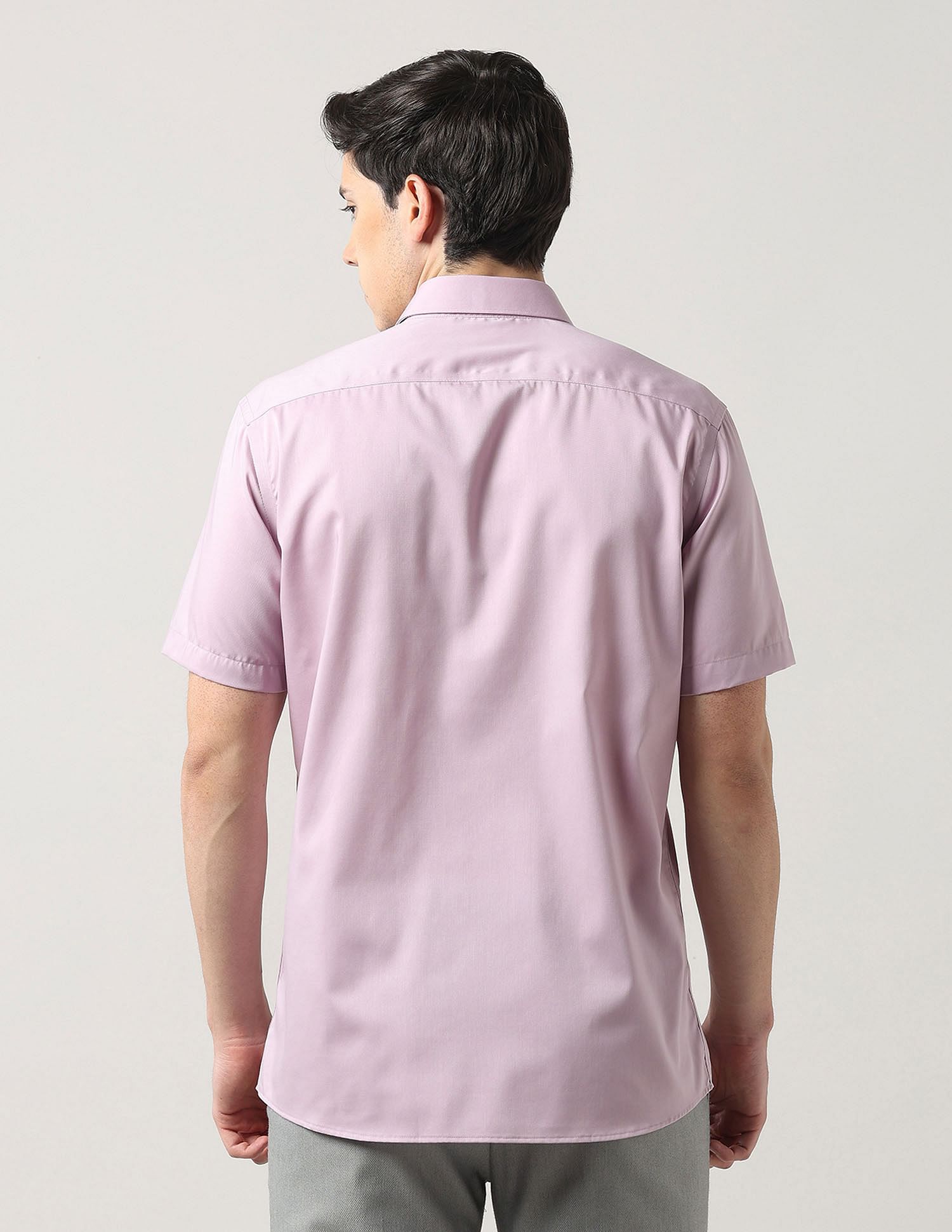 Arrow Liberty Classic Fit Solid Autopress Shirt