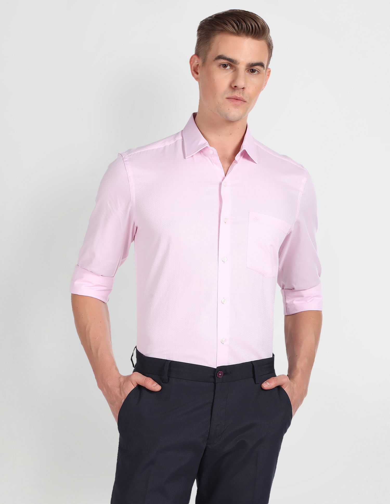 Arrow Cutaway Collar Long Sleeve Shirt
