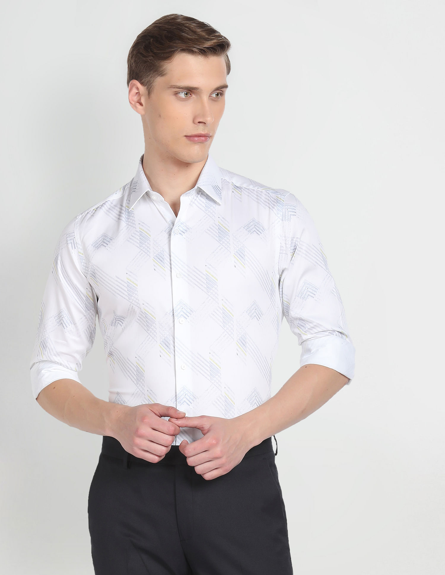 Arrow Newyork Manhattan Slim Fit Cotton Shirt
