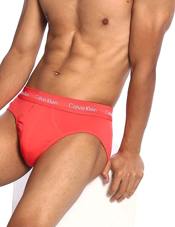 Buy Calvin Klein Underwear Men Assorted Mid Rise Solid Cotton