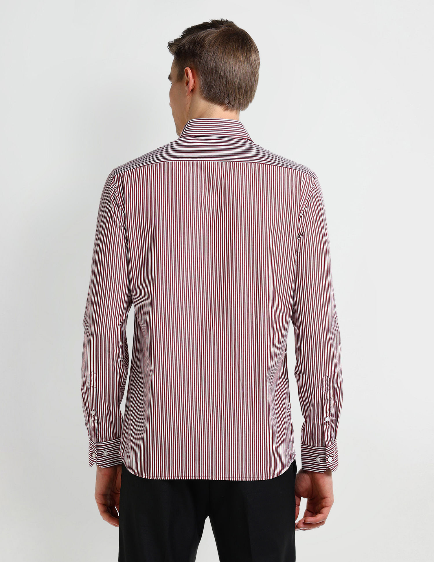 Arrow Manhattan Slim Fit Cotton Shirt