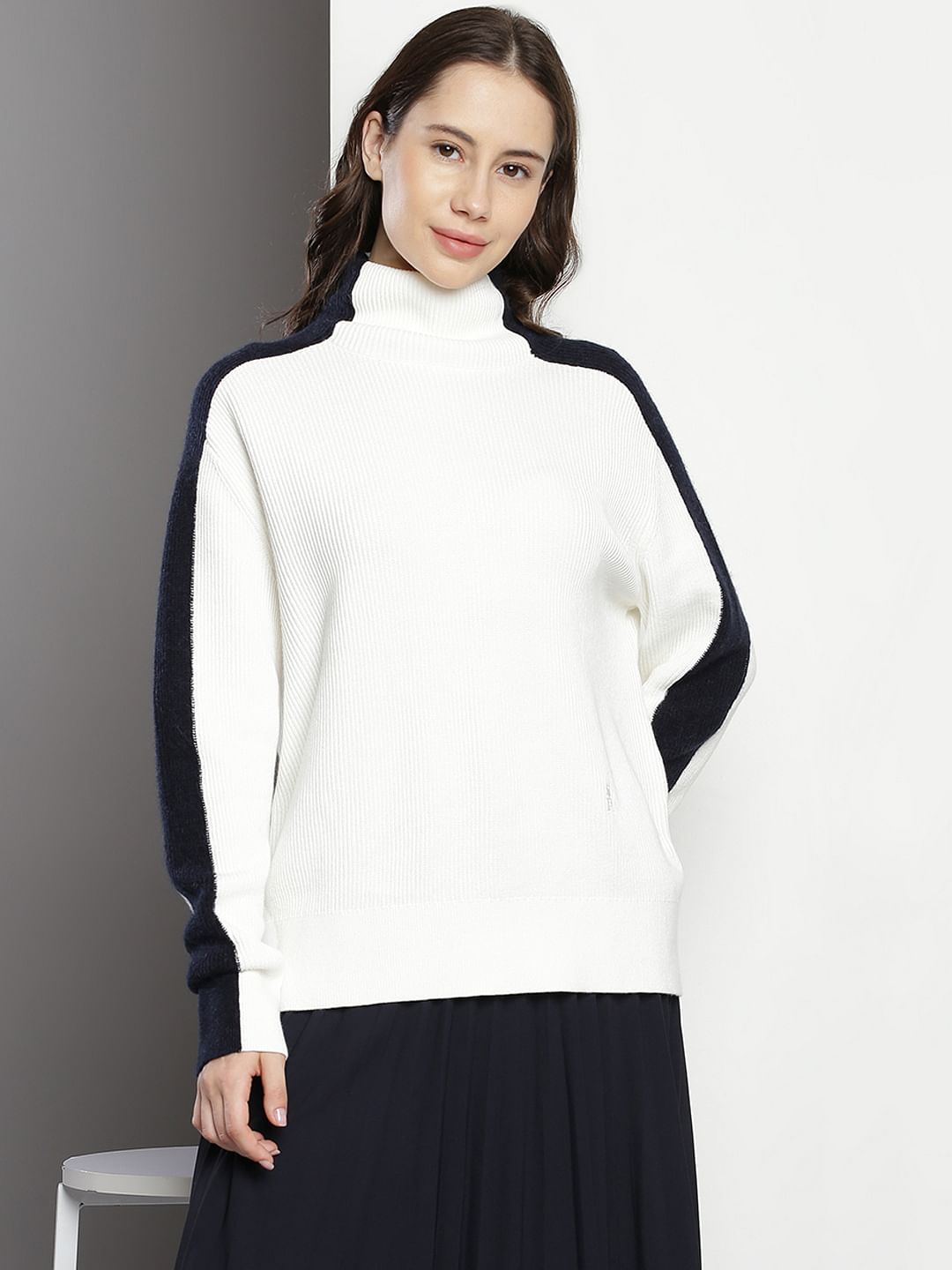 Tommy hilfiger relaxed stripe on sale sweatshirt