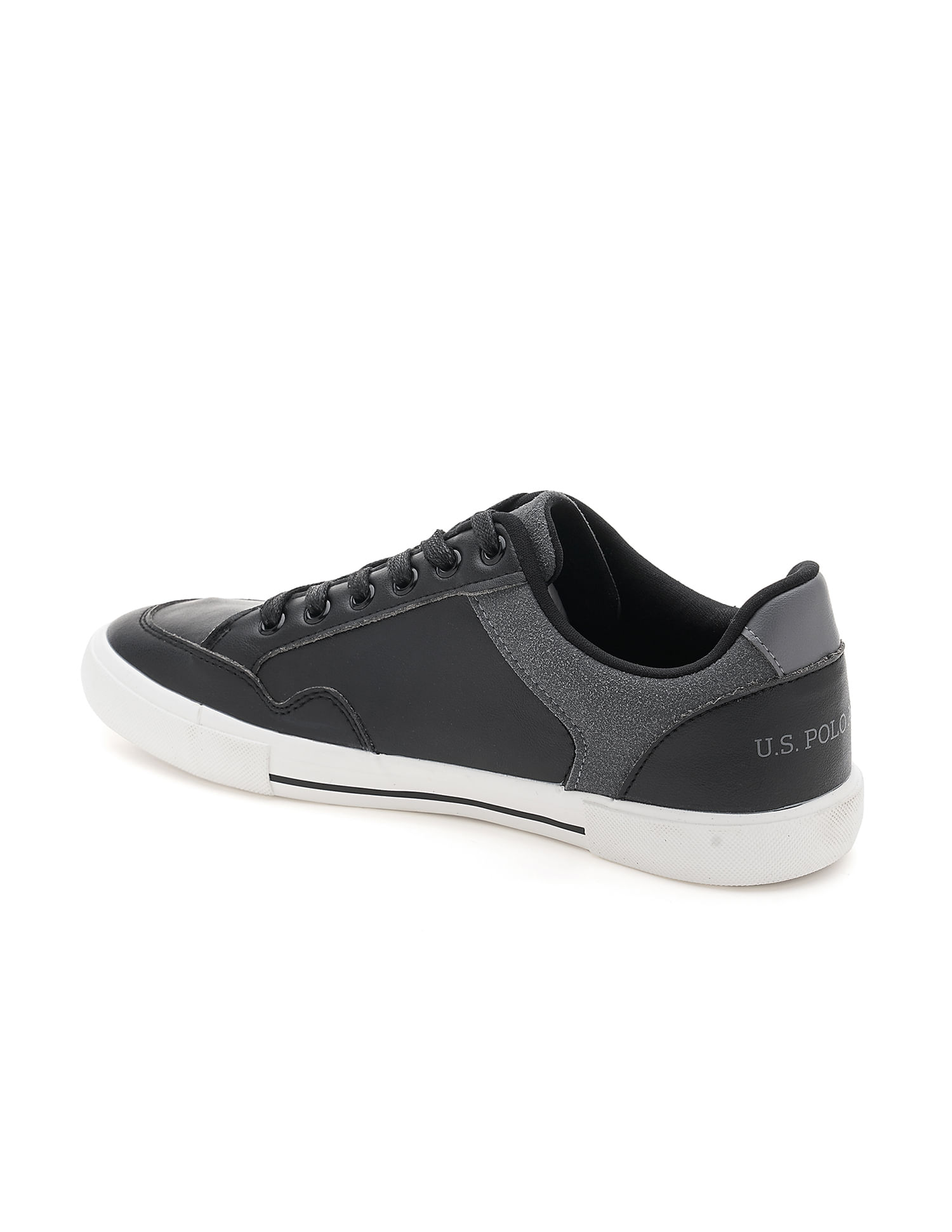 U.S. Polo Assn. Men Hampton 3.0 Colourblocked Sneakers