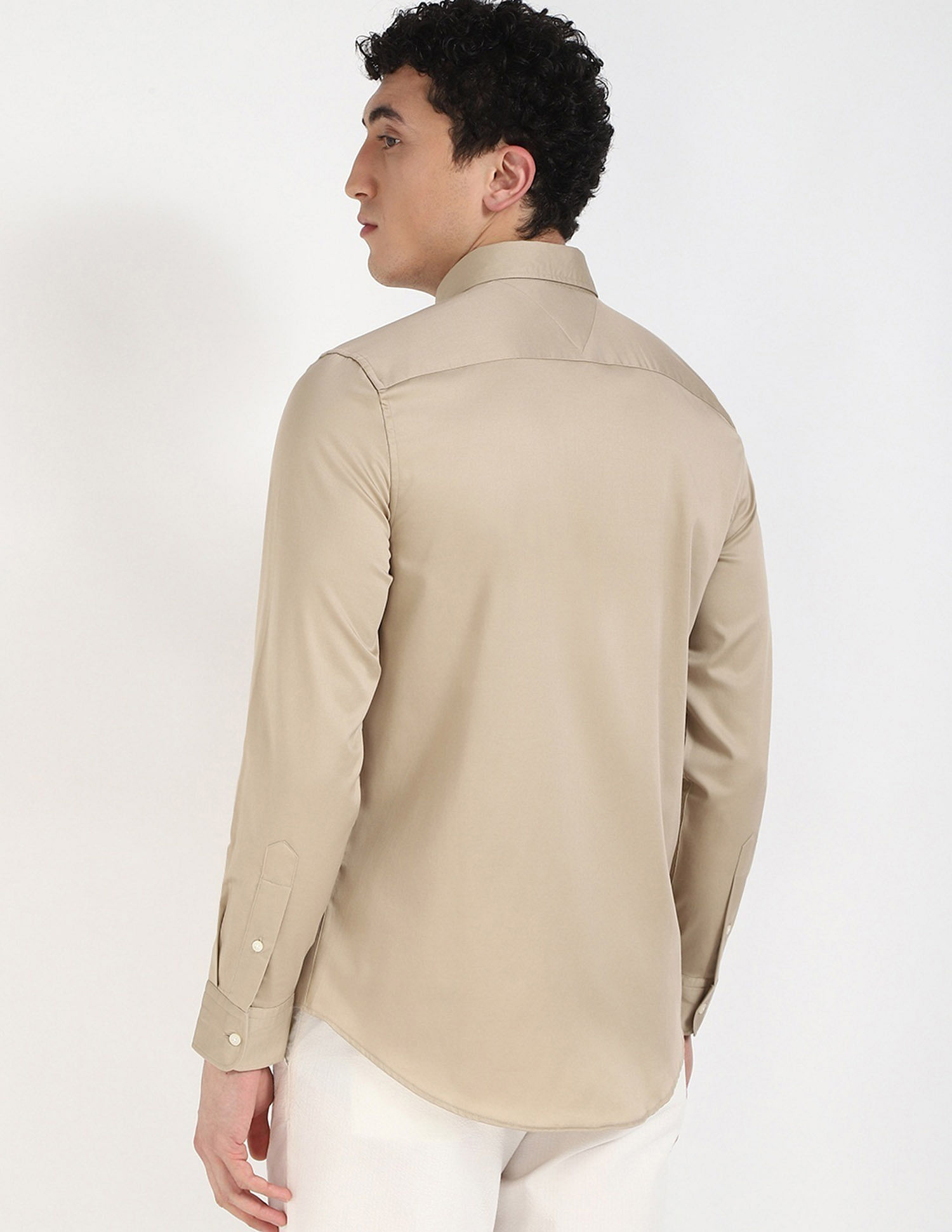 Tommy Hilfiger Solid Regular Fit Plain Woven Shirt
