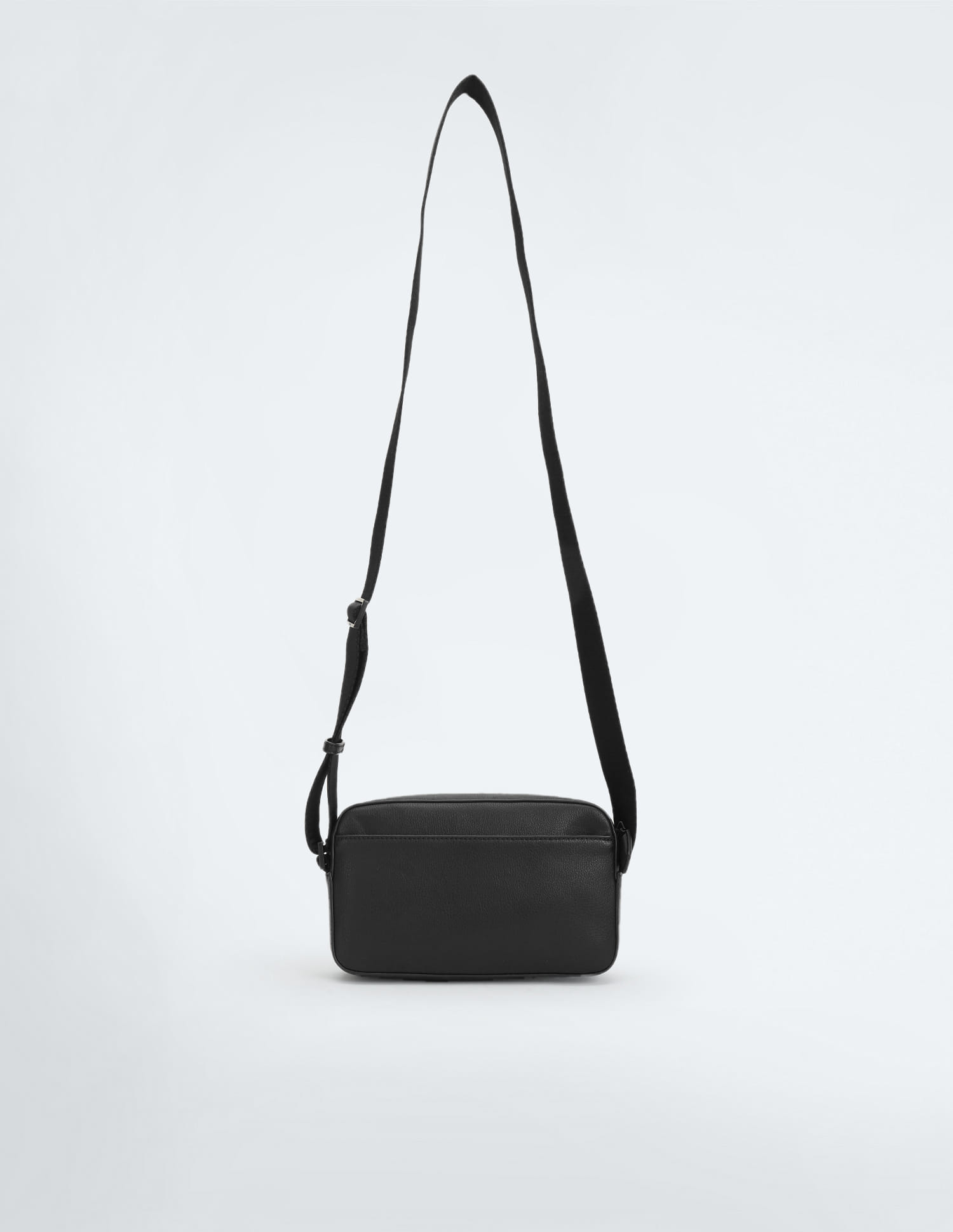 Buy Calvin Klein Jeans Iconic Plaque Camera Bag - NNNOW.com