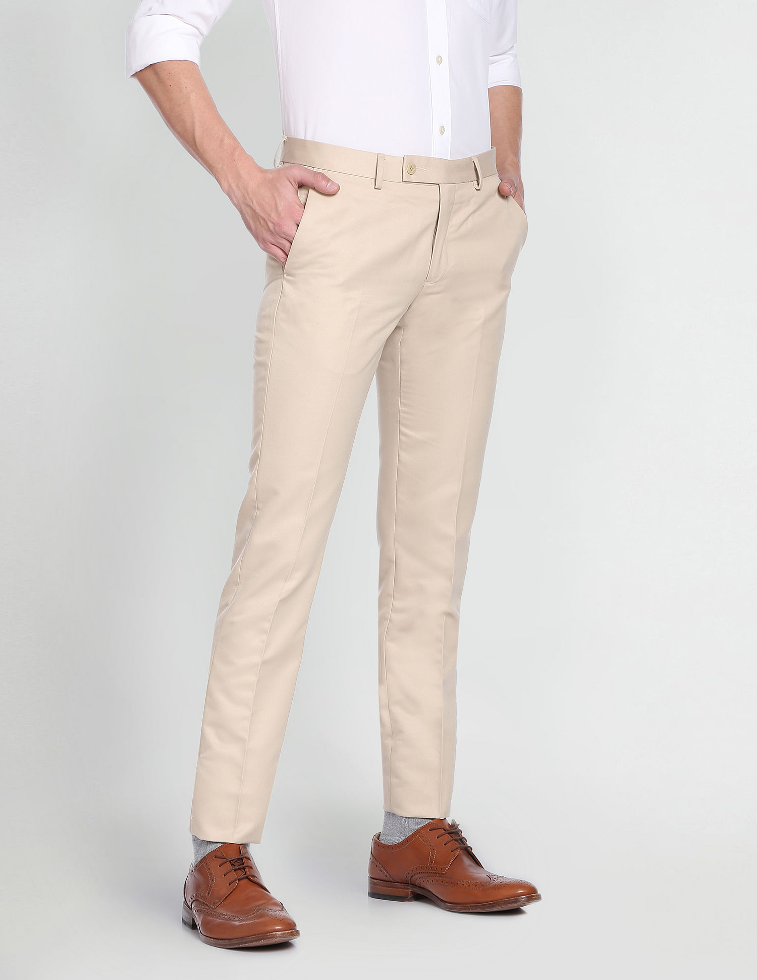 Buy Arrow Twill Stretch Solid Formal Trousers - NNNOW.com