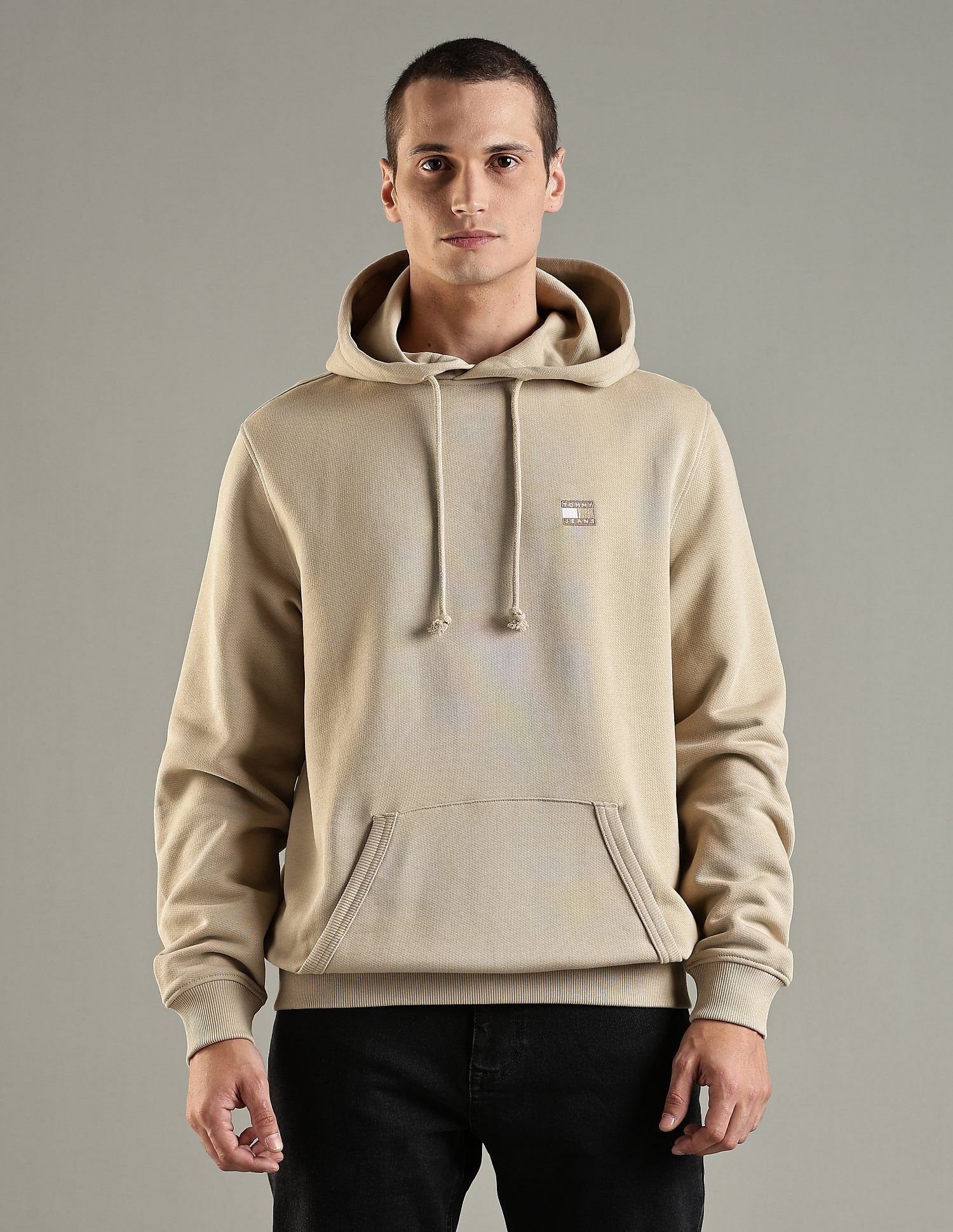 Tommy Hilfiger Solid Regular Fit Cotton Sweatshirt