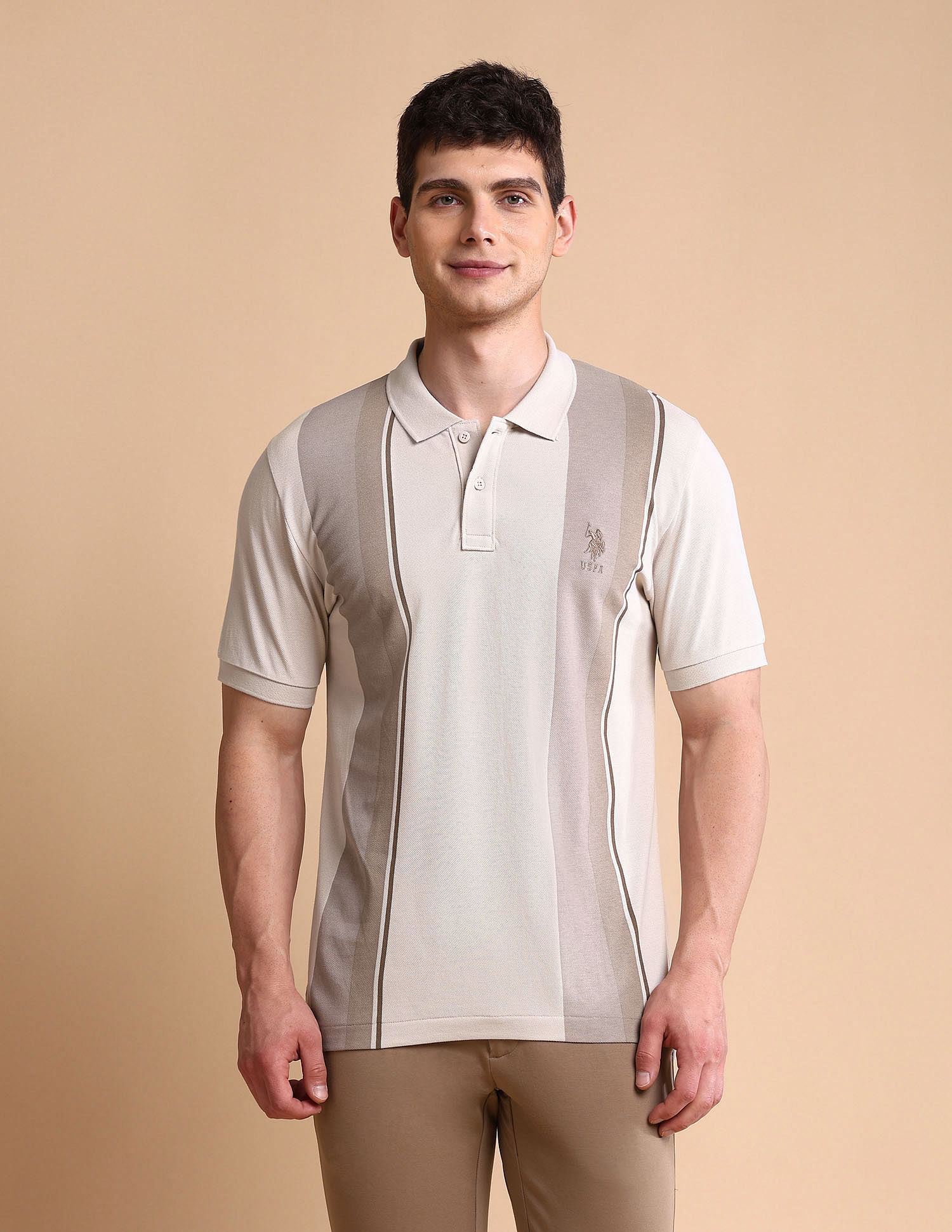 U.S. Polo Assn. Colourblocked Slim Fit Polo Shirt