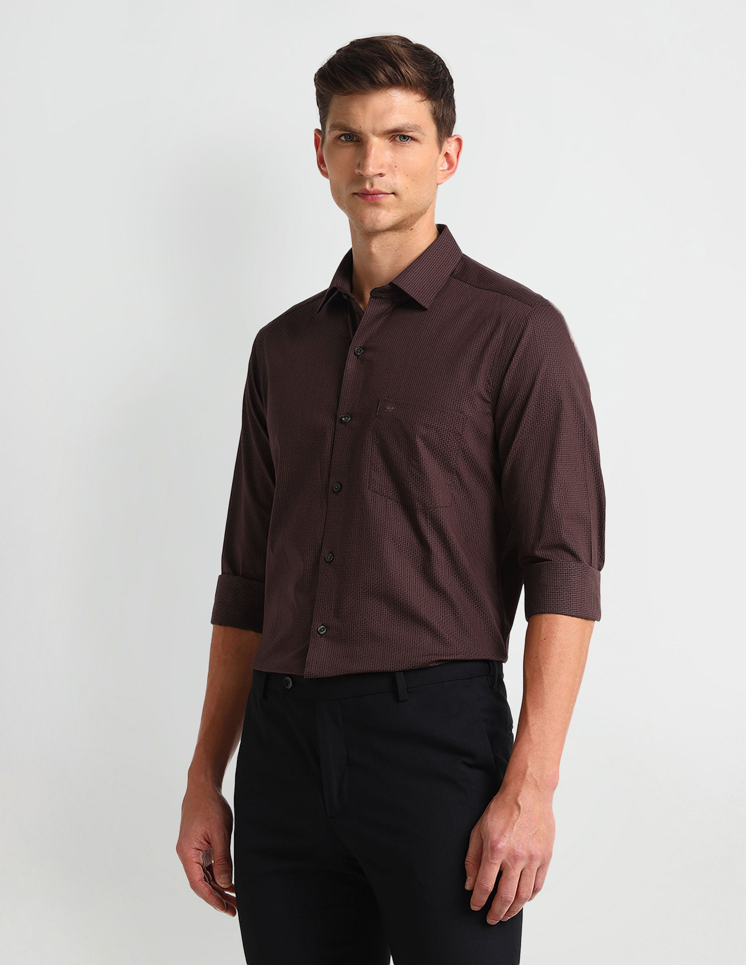 Arrow Manhattan Slim Fit Textured Shirt