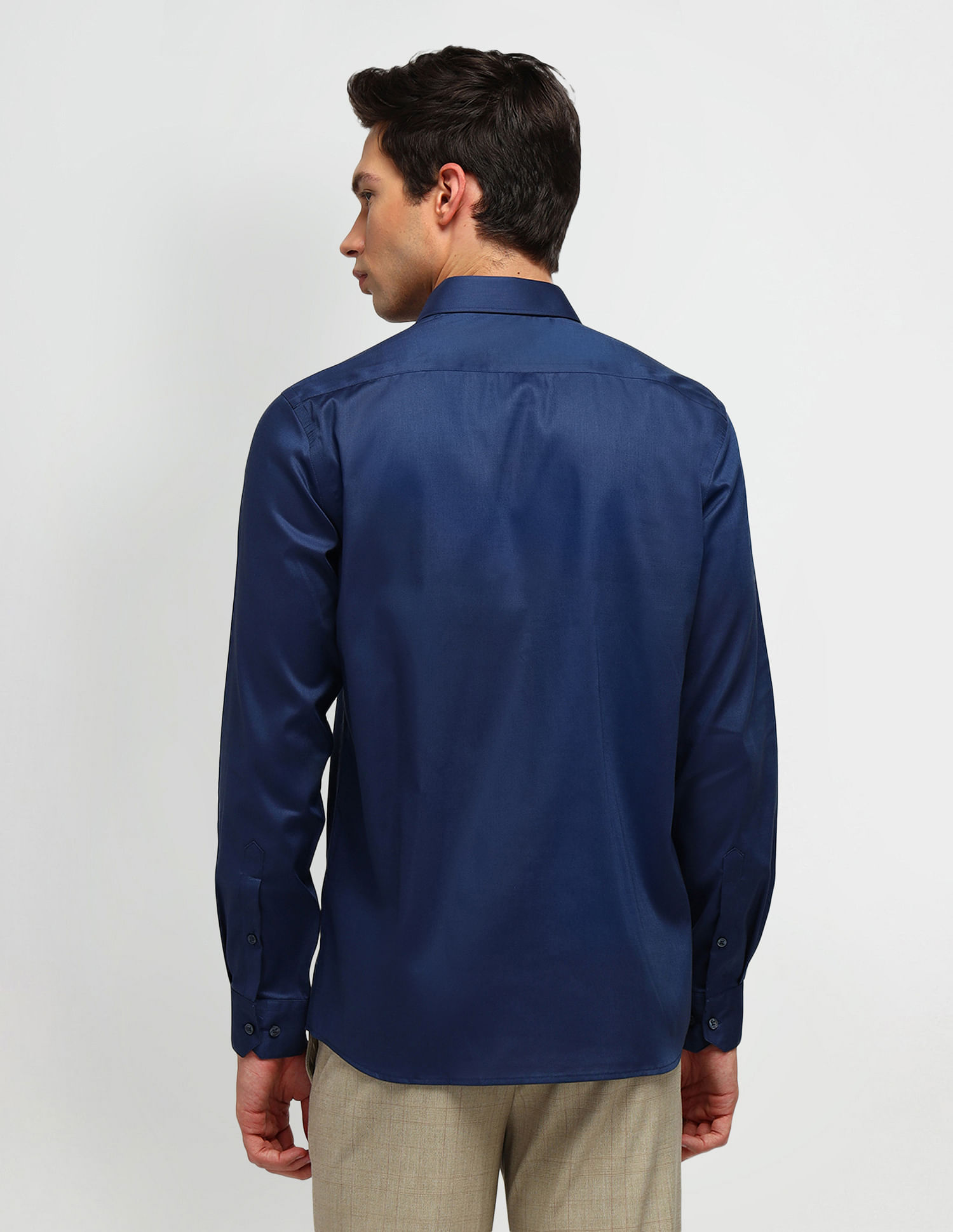 Arrow Slim Fit Dobby Solid Pattern Shirt