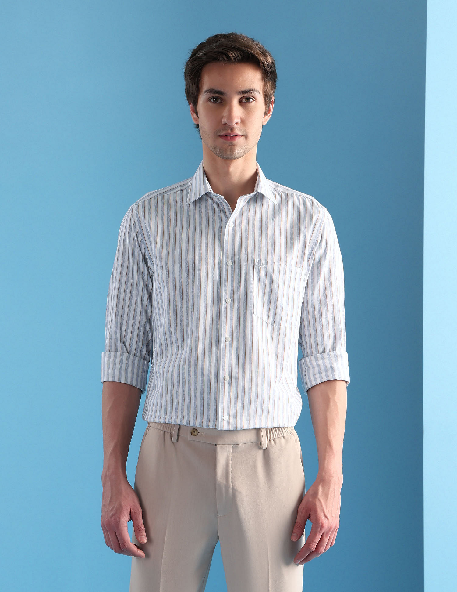 Arrow Vertical Striped Manhattan Slim Fit Velocity Shirt