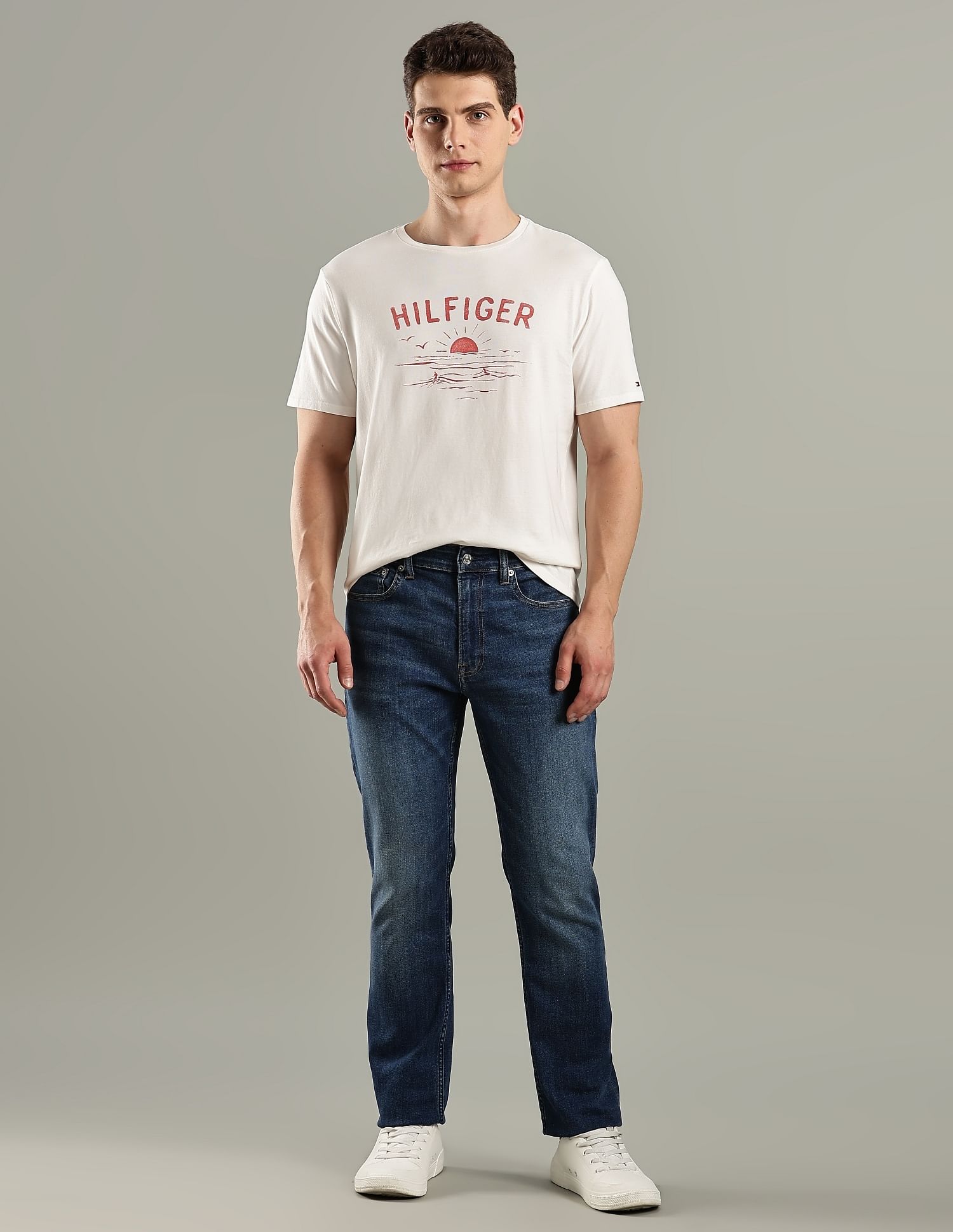 Tommy Hilfiger Logo Regular-Fit Cotton T-Shirt