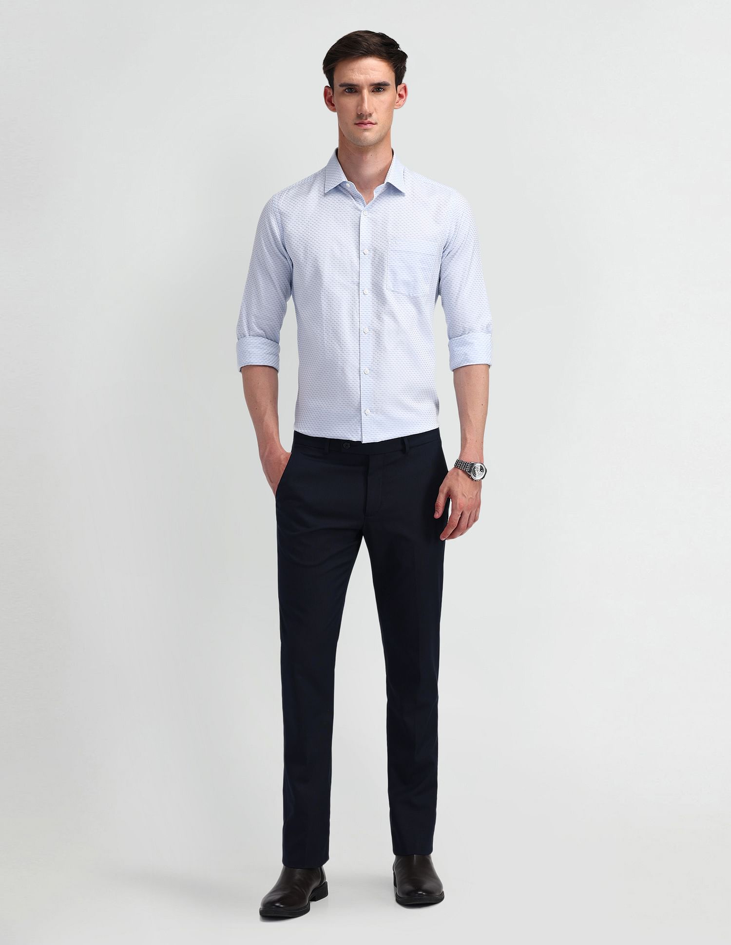Arrow Manhattan Slim Fit Cotton Shirt