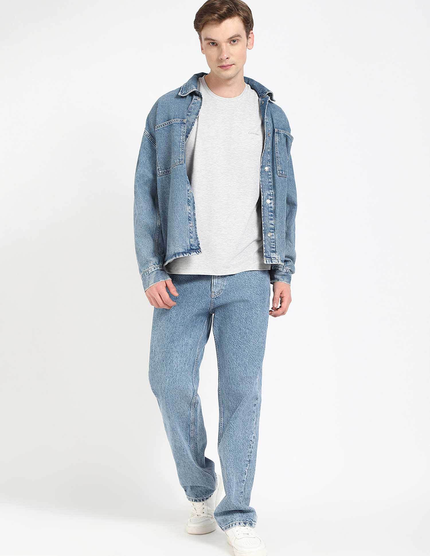 Calvin Klein Jeans Comfortable Grey Solid T-Shirt
