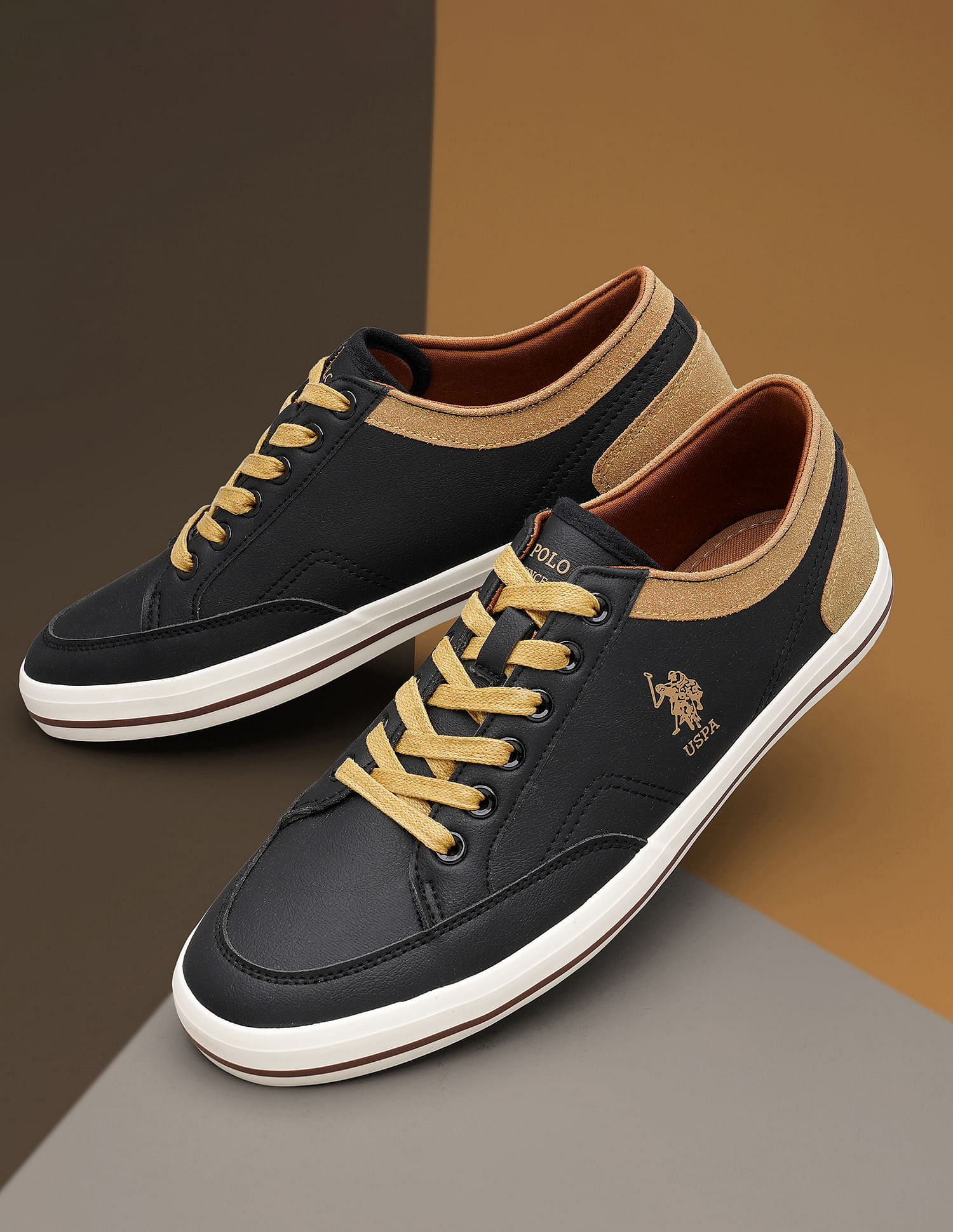 U.S. Polo Assn. Men Monton 9.0 Colourblocked Sneakers