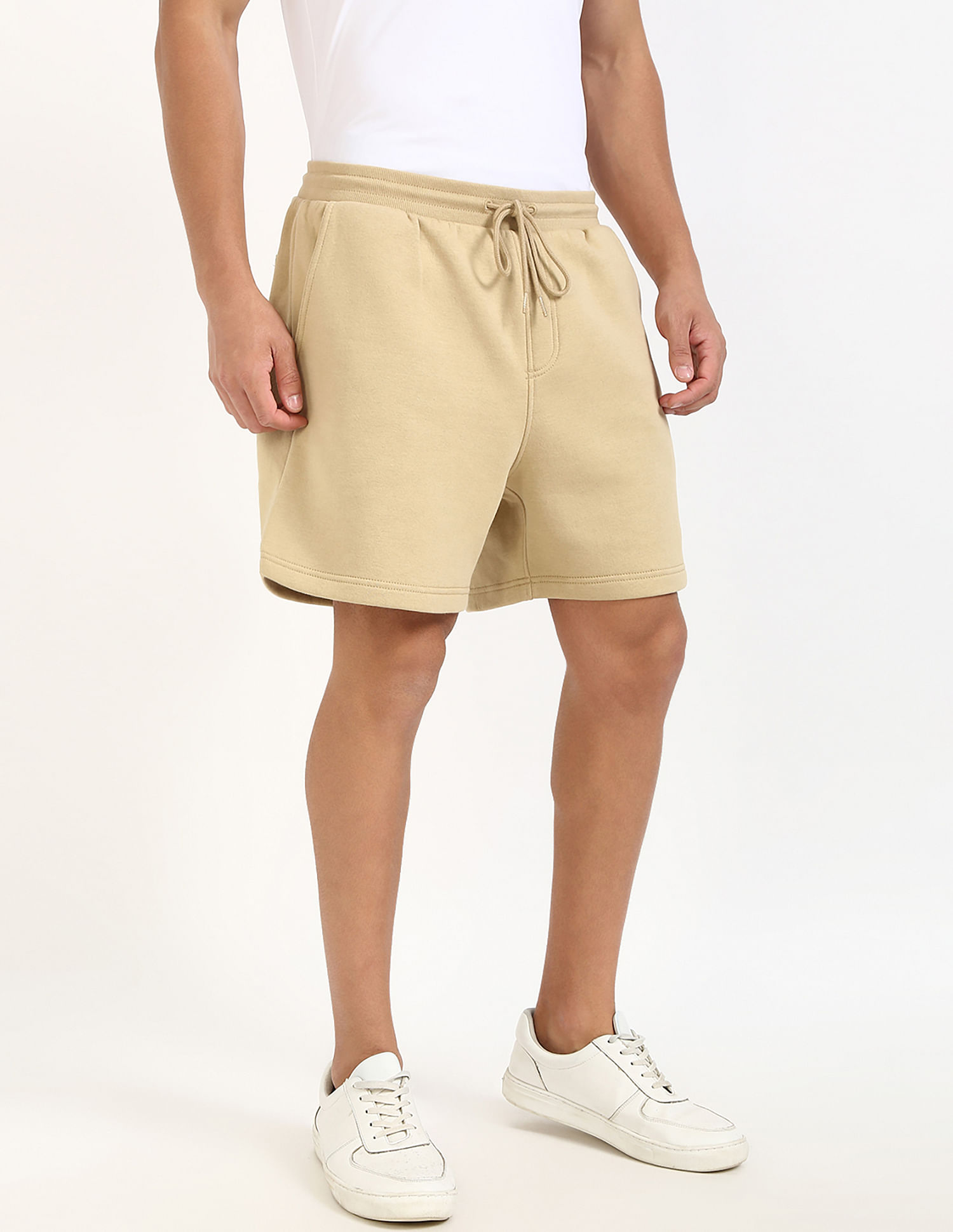 Tommy Hilfiger Regular-Fit Solid Mid Rise Shorts