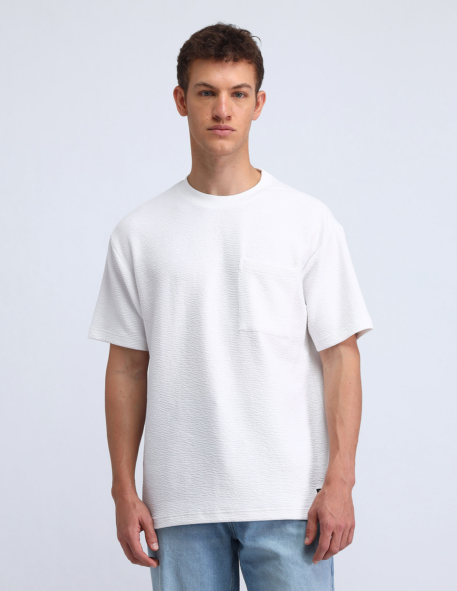 Flying Machine Solid Pattern Relaxed Fit T-Shirt
