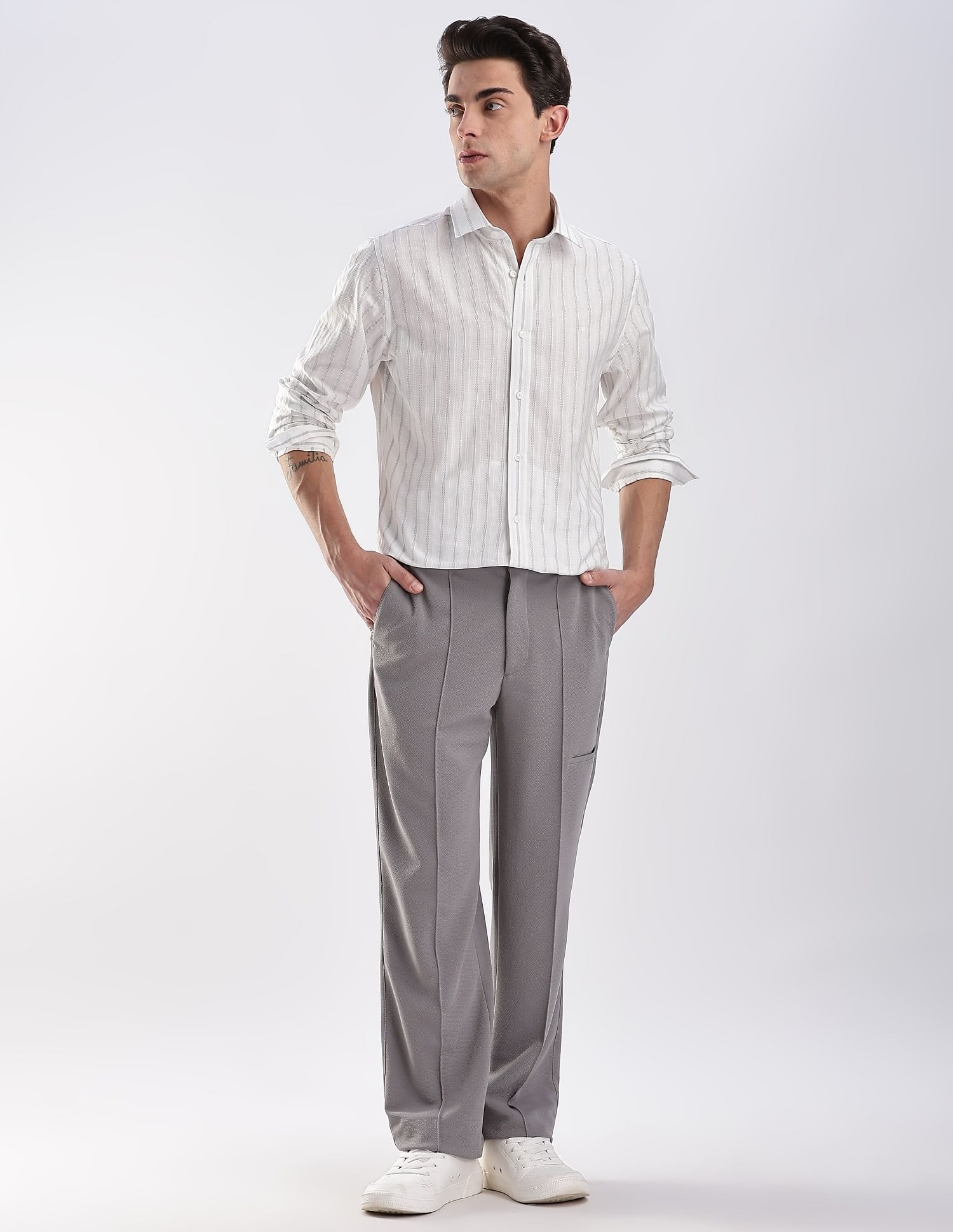 Calvin Klein Jeans Vertical Stripes Regular Fit Dobby Woven Shirt