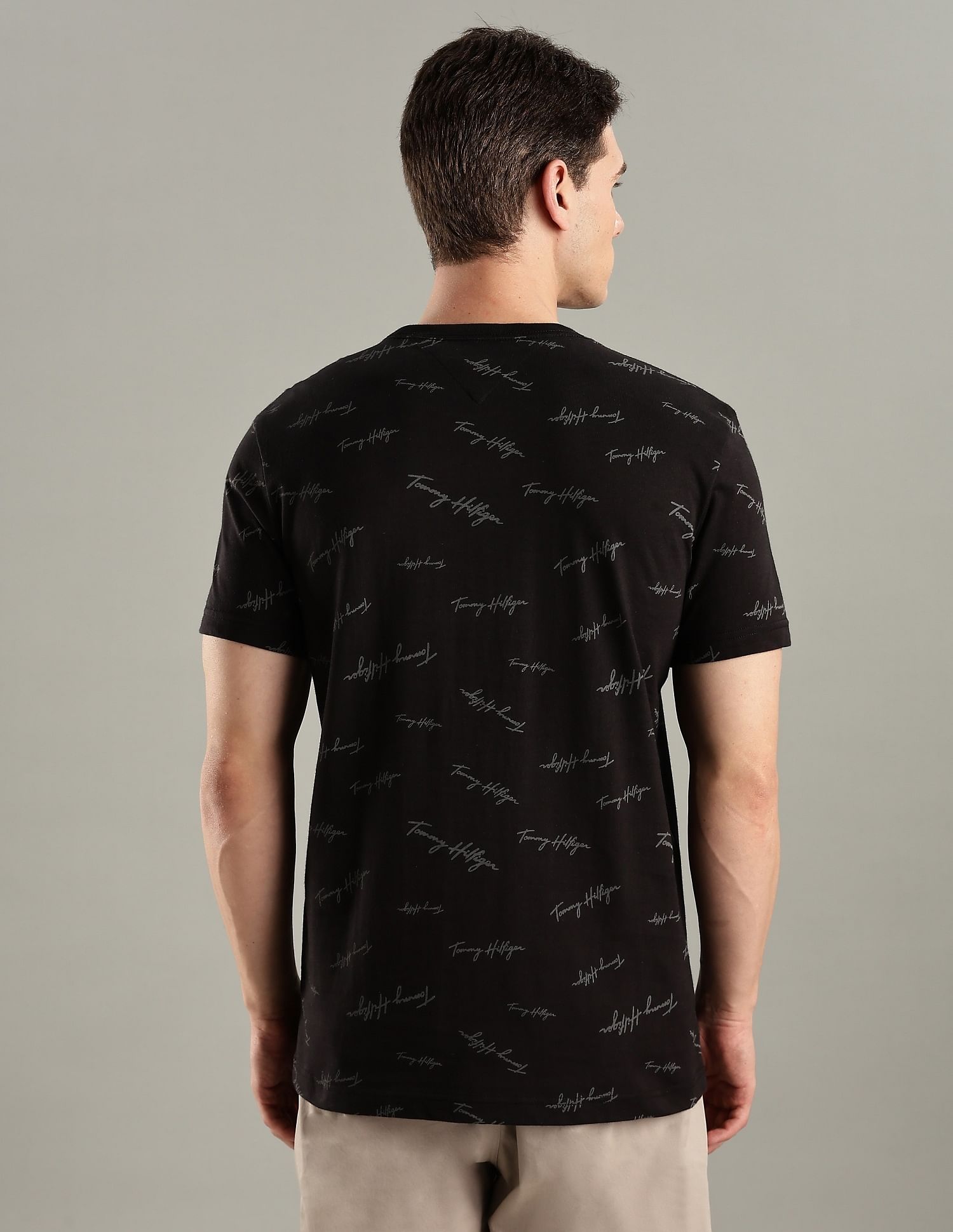 Tommy Hilfiger Logo Regular-Fit Cotton T-Shirt