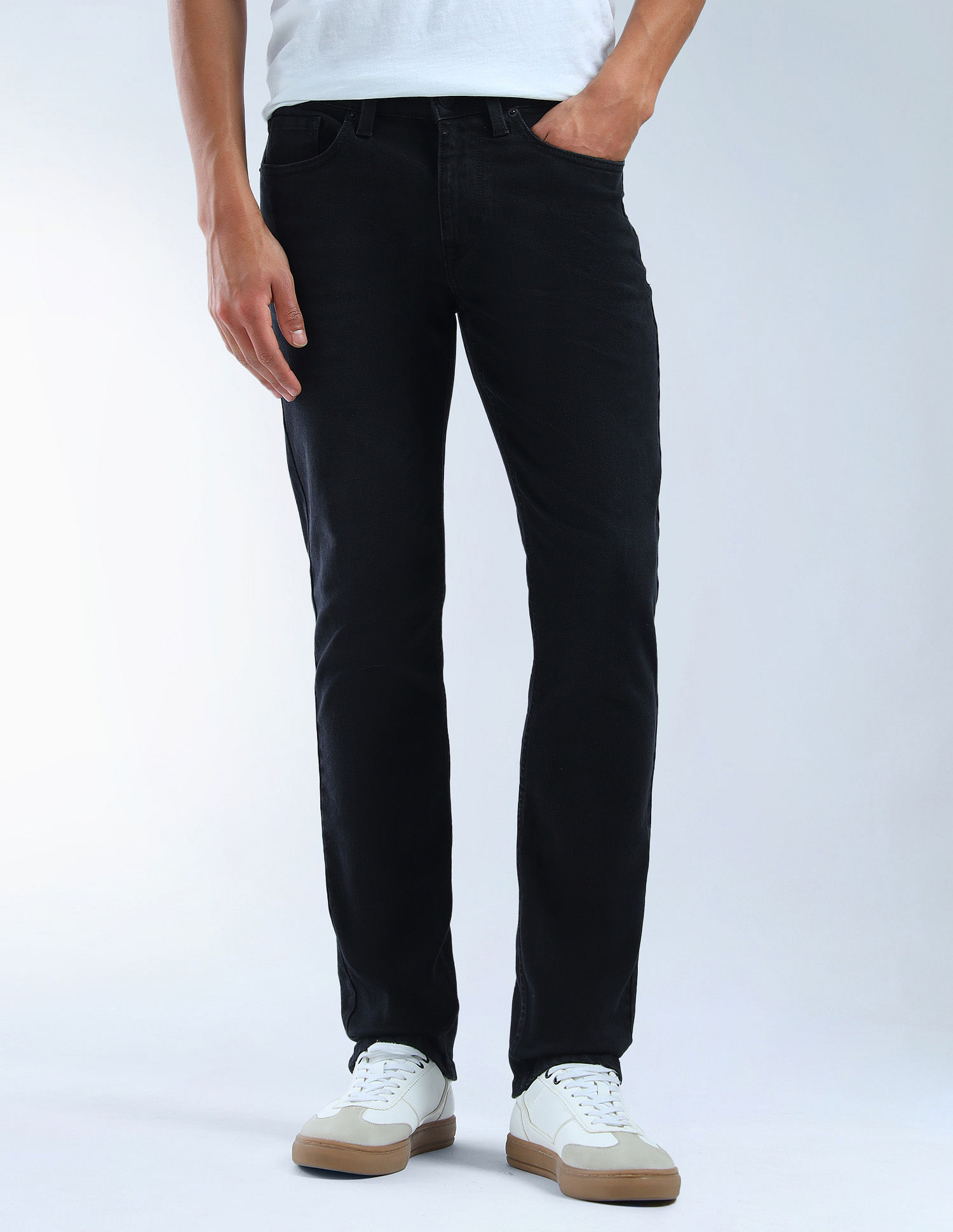 Flying Machine Mid Rise Freddie Slim Straight Fit Jeans