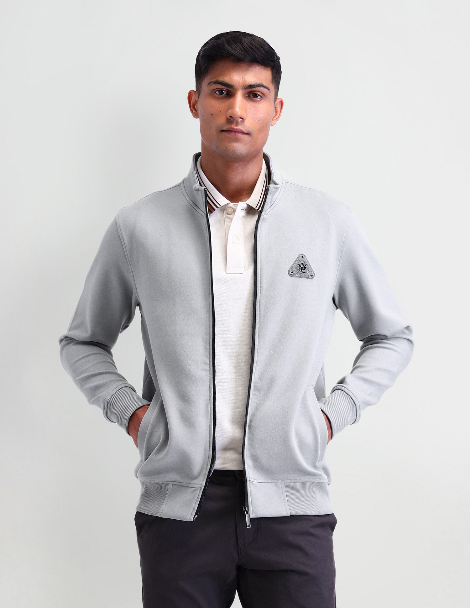 Arrow Newyork Solid Regular Fit Sweatshirt