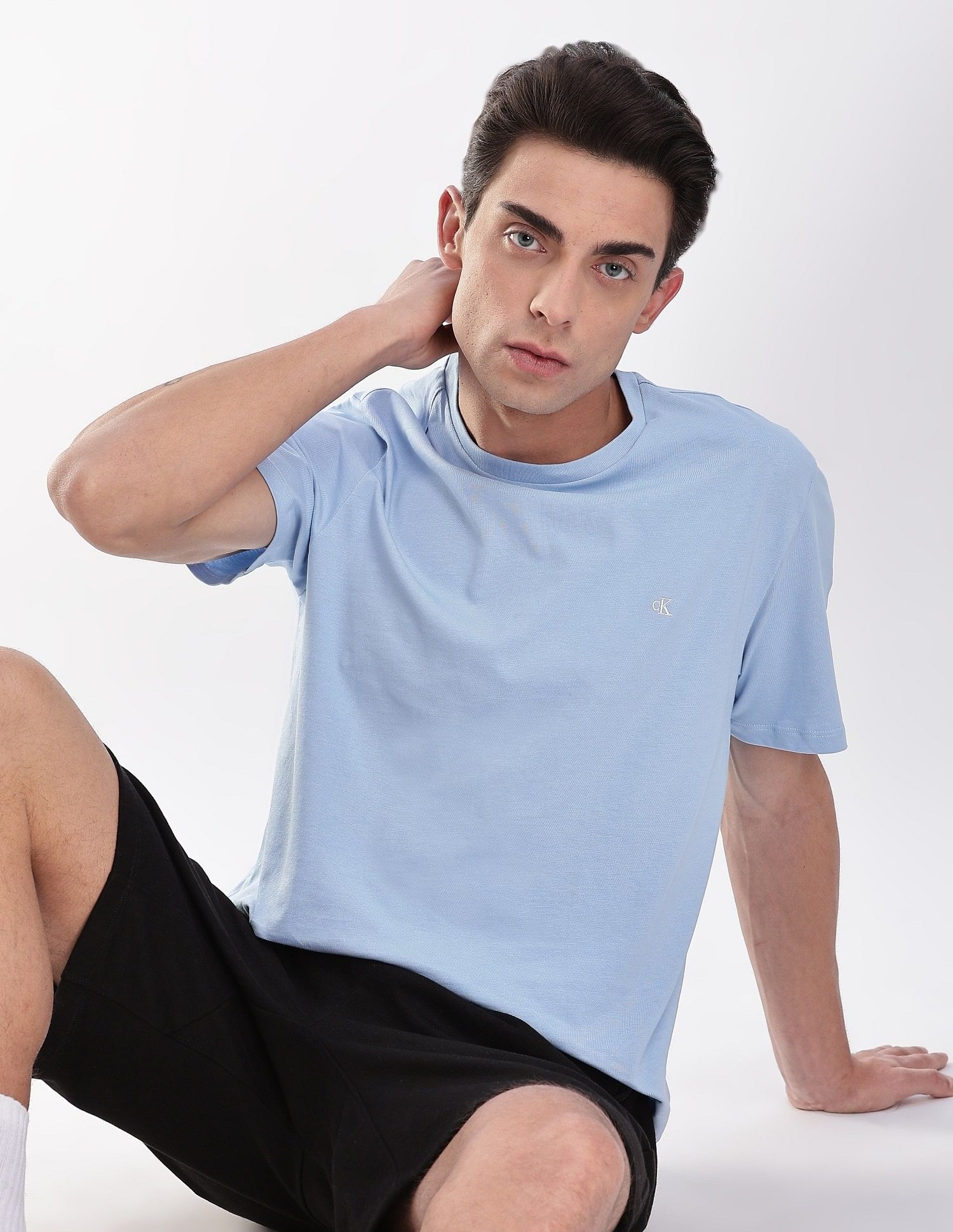 Calvin Klein Jeans Regular-Fit Solid Cotton T-Shirt