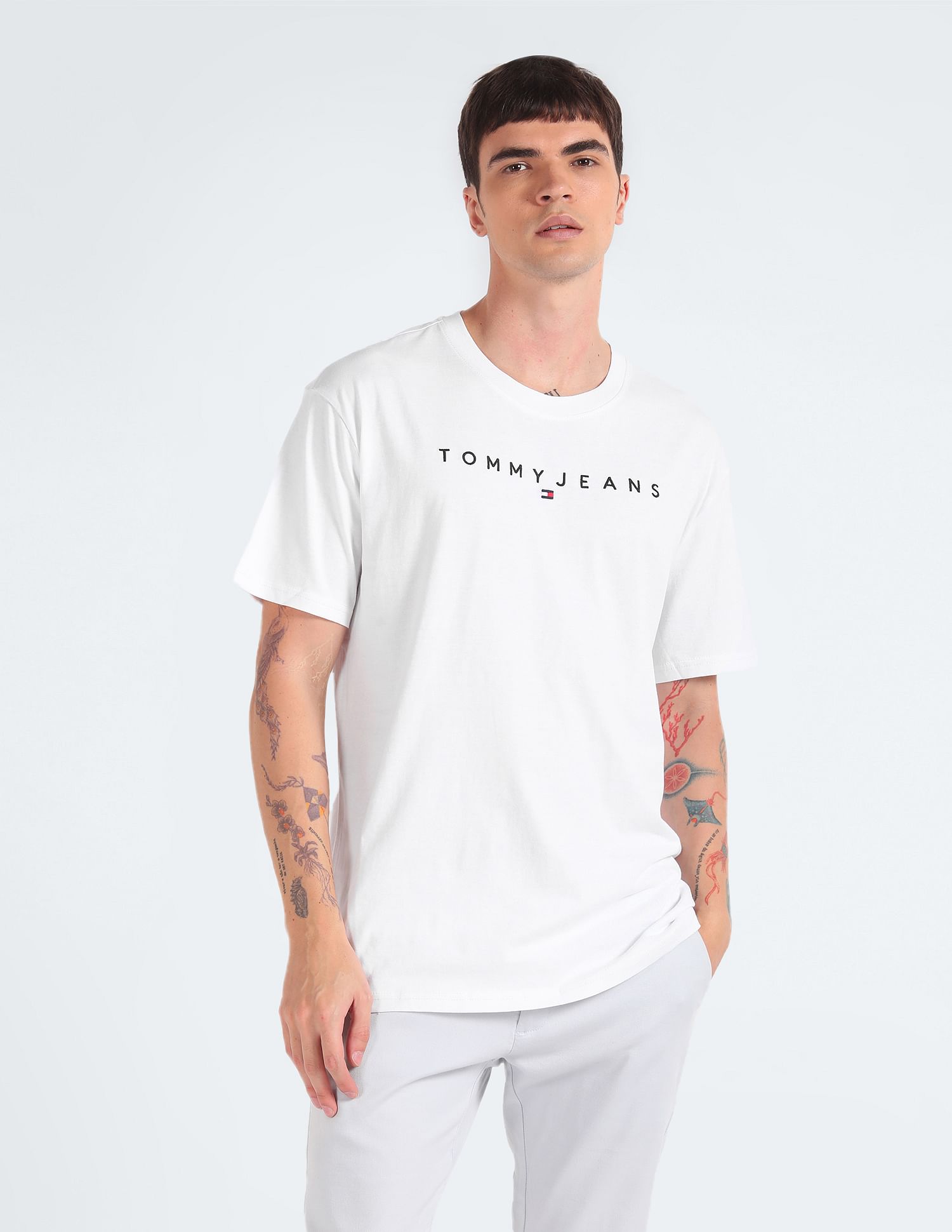 Tommy Hilfiger Regular Fit Linear Logo T-Shirt