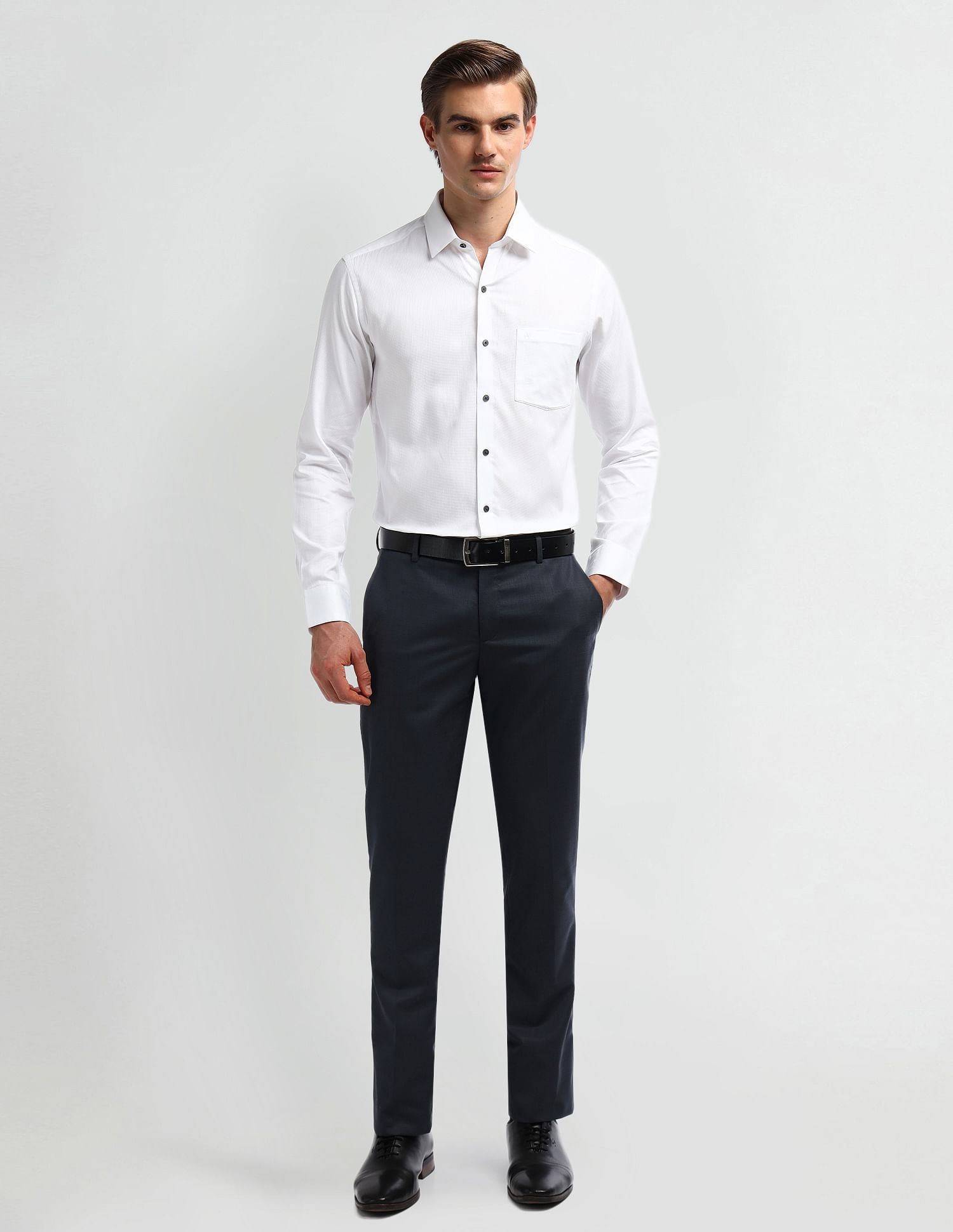 Arrow Cutaway Collar Cotton Shirt