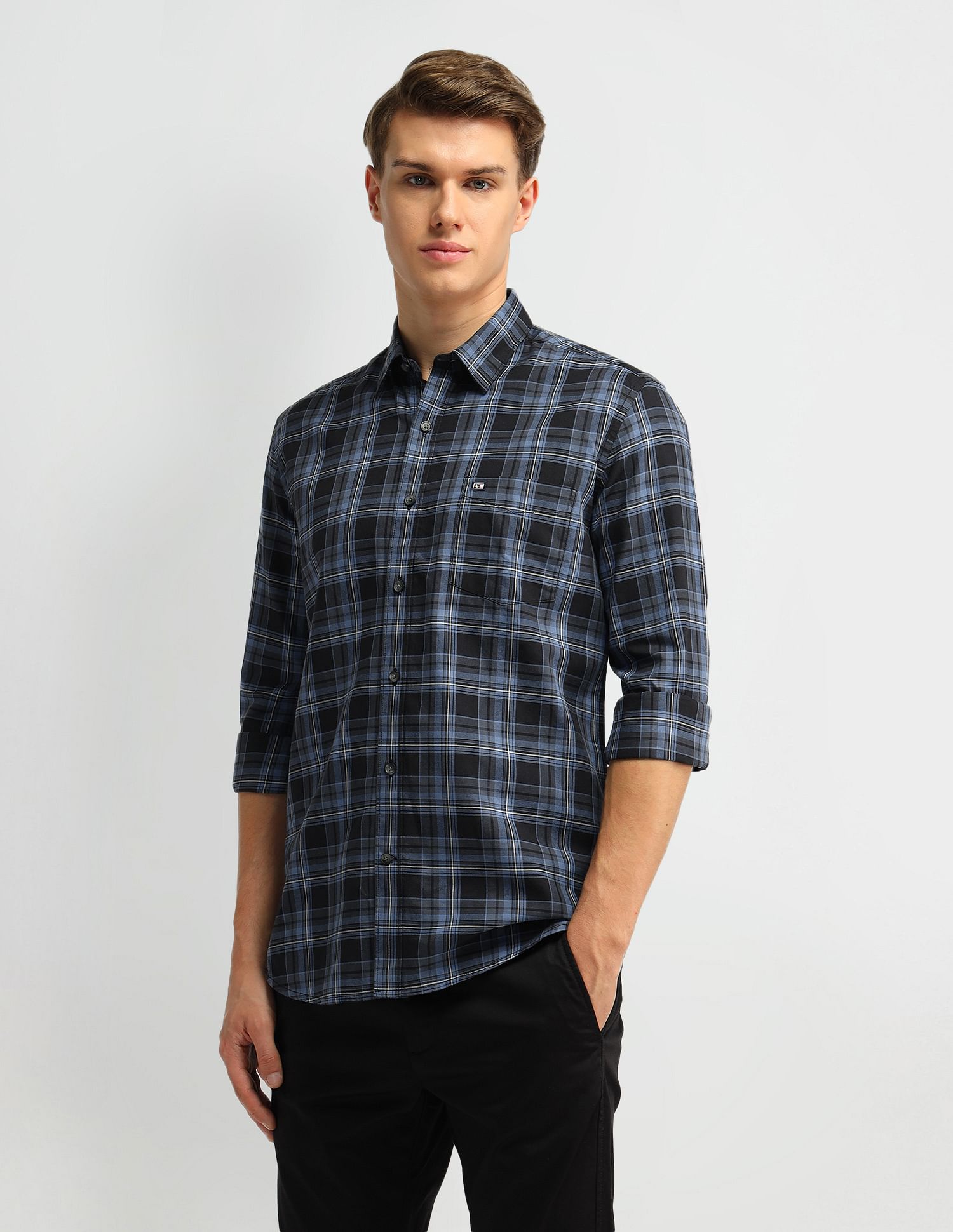 Arrow Sport Plaid Checks Slim Fit Shirt
