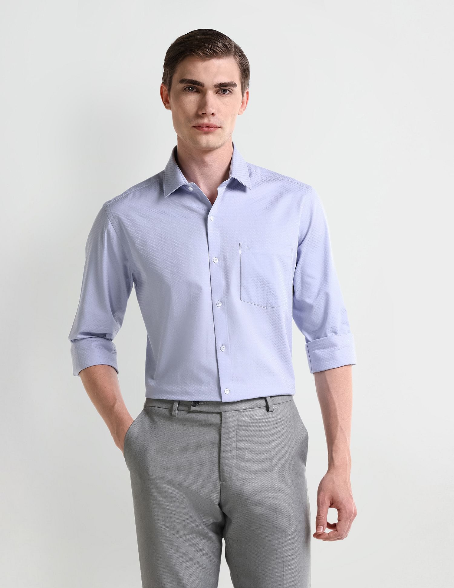 Arrow Manhattan Slim Textured Jaquard Shirt