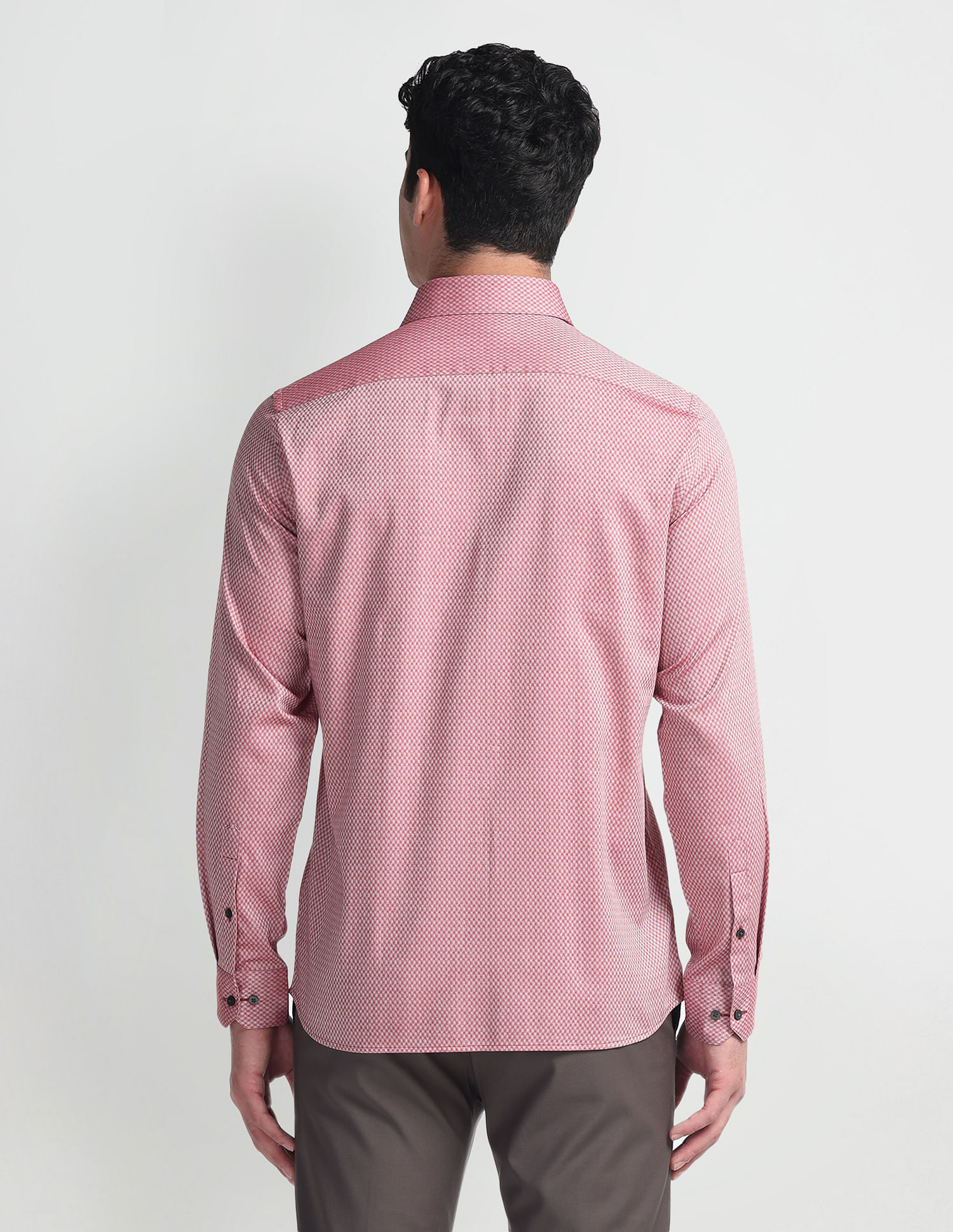 Arrow Pure Cotton Manhattan Slim Shirt