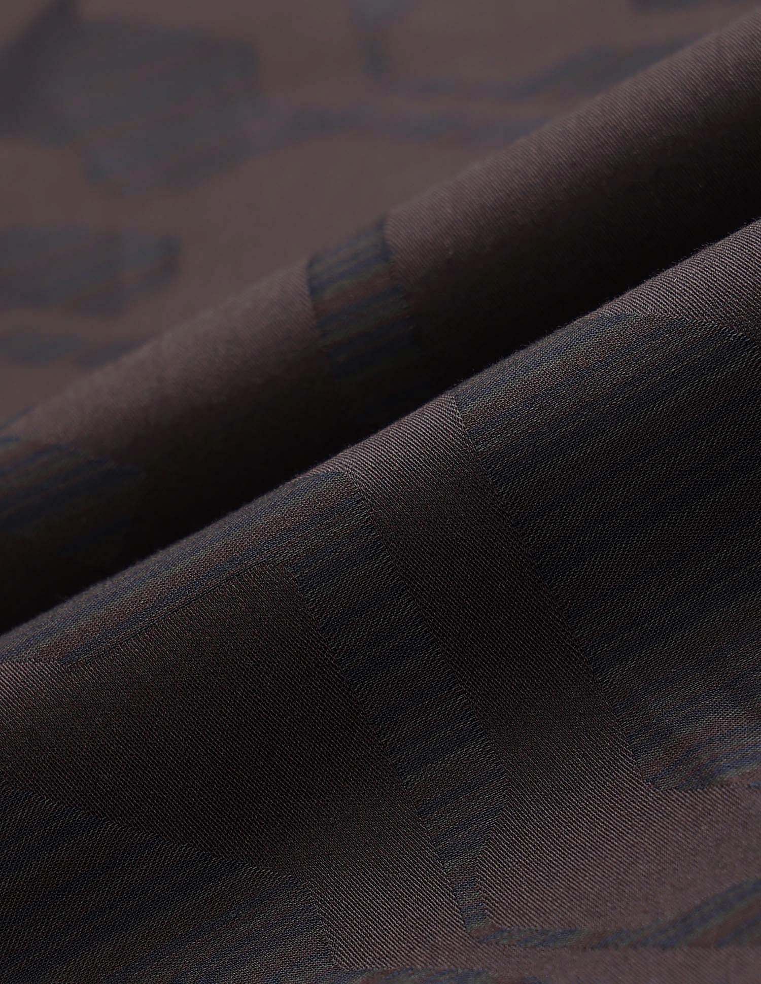Arrow Pure Cotton Tailored Fit 1851 Shirt