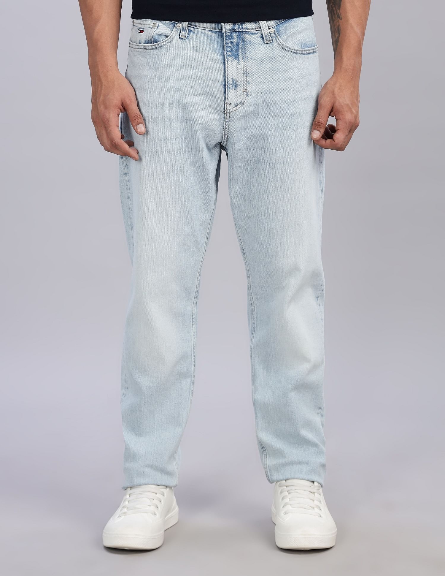 Tommy Hilfiger Light-Wash Relaxed-Fit Mid Rise Jeans