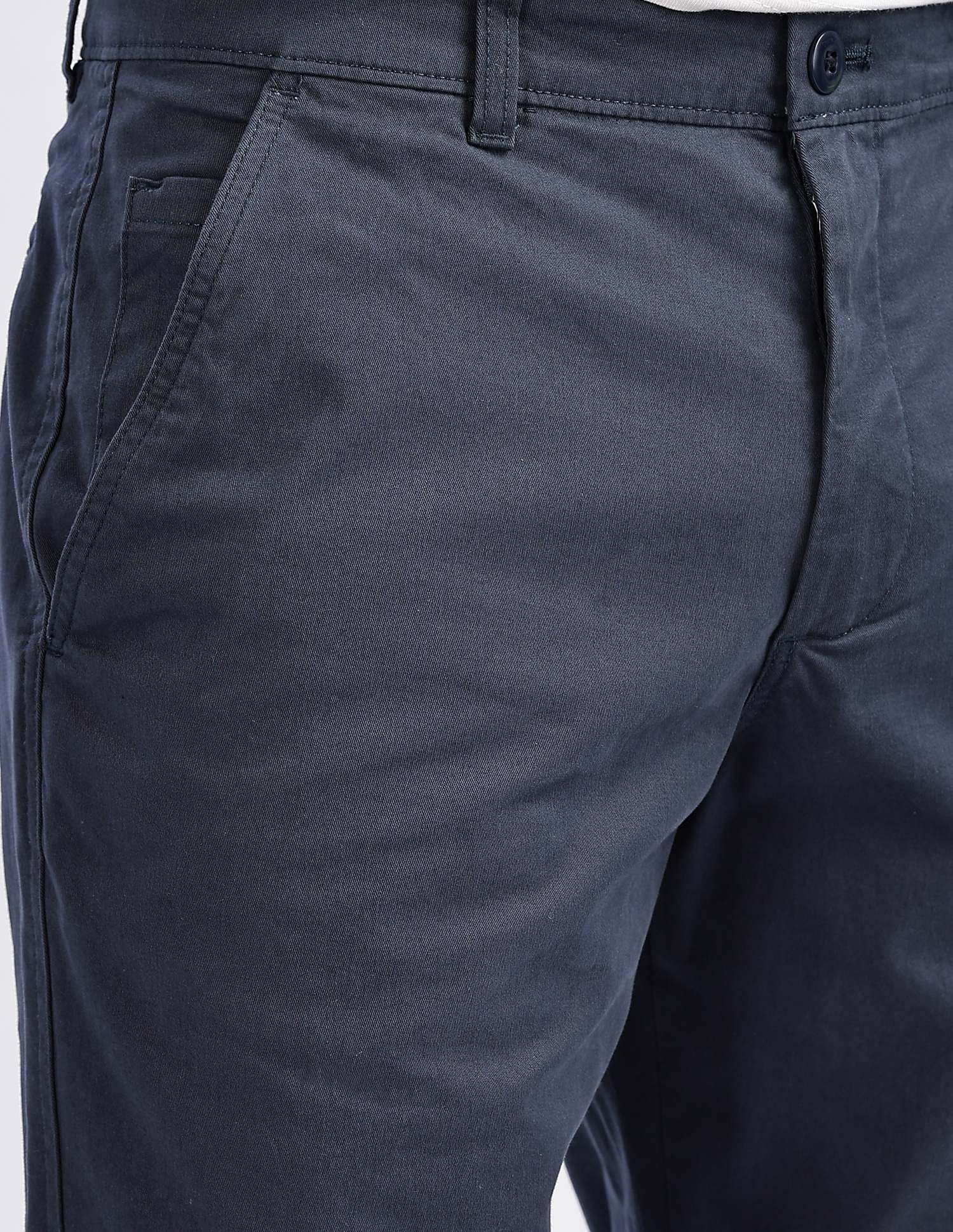 Calvin Klein Jeans Relaxed-Fit Solid Mid Rise Trousers