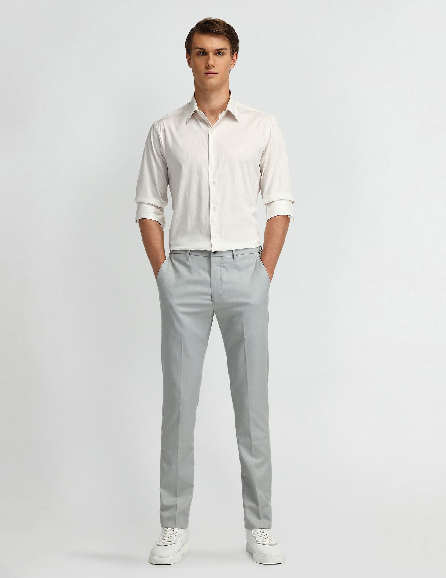 Arrow Newyork Manhattan Slim Fit Pinstriped Shirt