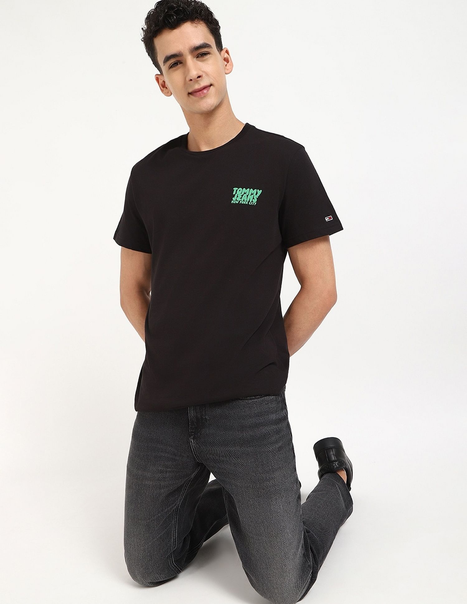 Tommy Hilfiger Printed Slim-Fit Cotton T-Shirt