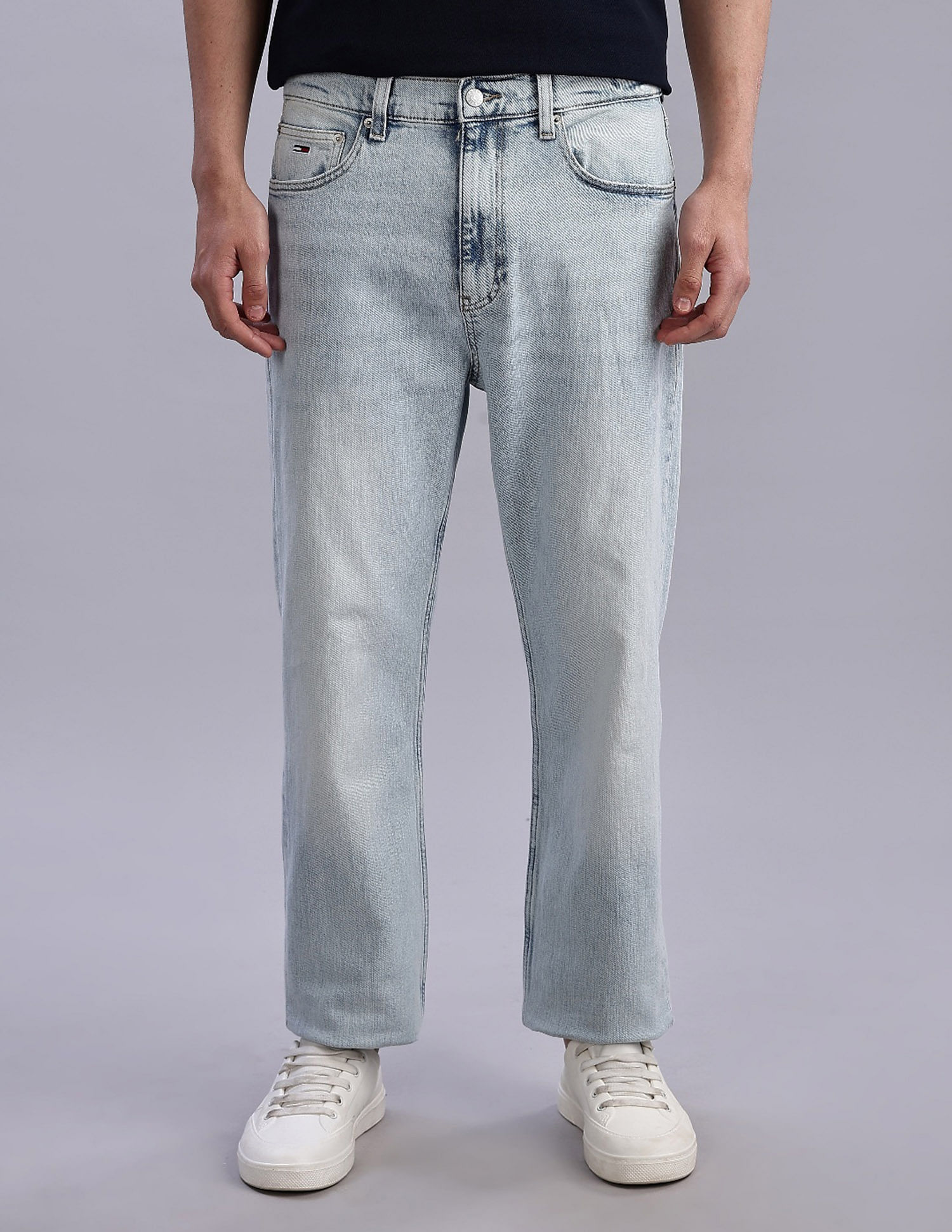 Tommy Hilfiger Light Washed Regular Fit Low Rise Jeans