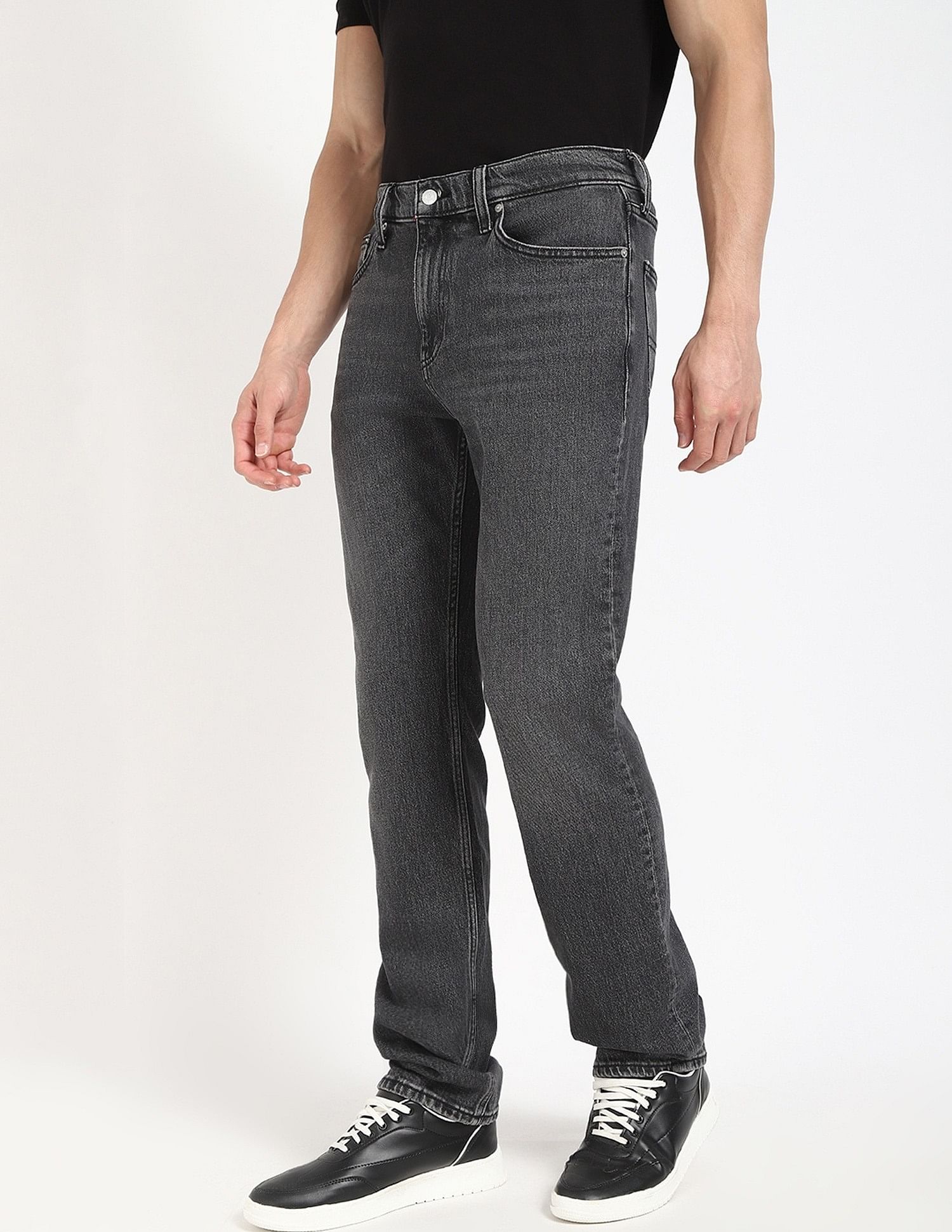 Tommy Hilfiger Light-Wash Slim-Fit Mid Rise Jeans