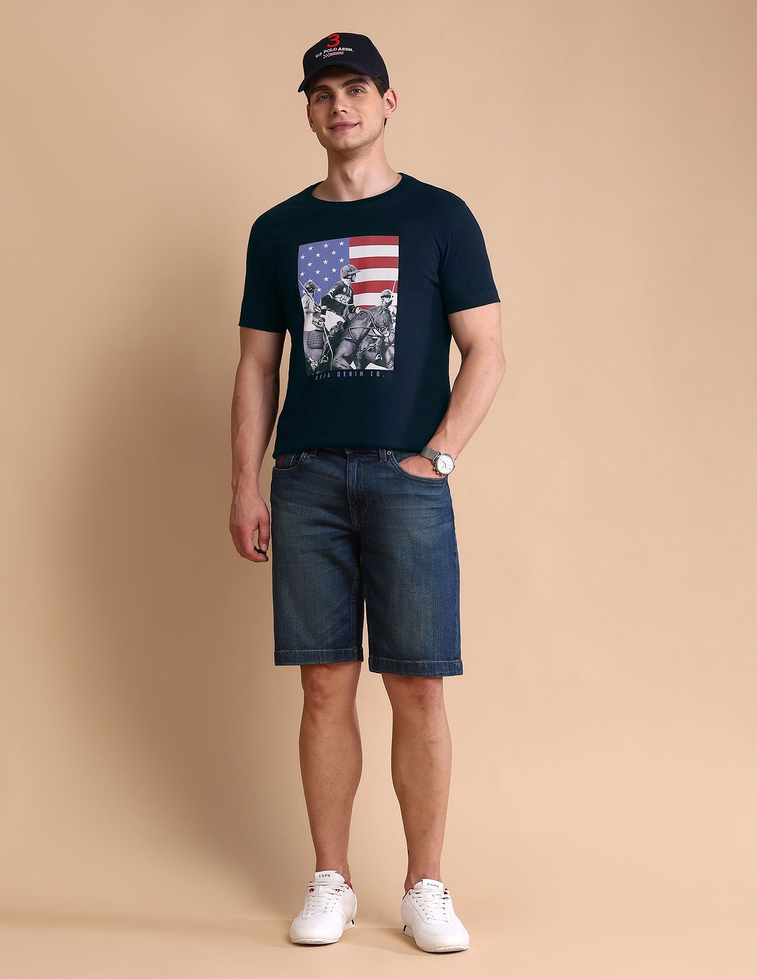 U.S. Polo Assn. Denim Co. Graphic Printed Muscle Fit T-Shirt