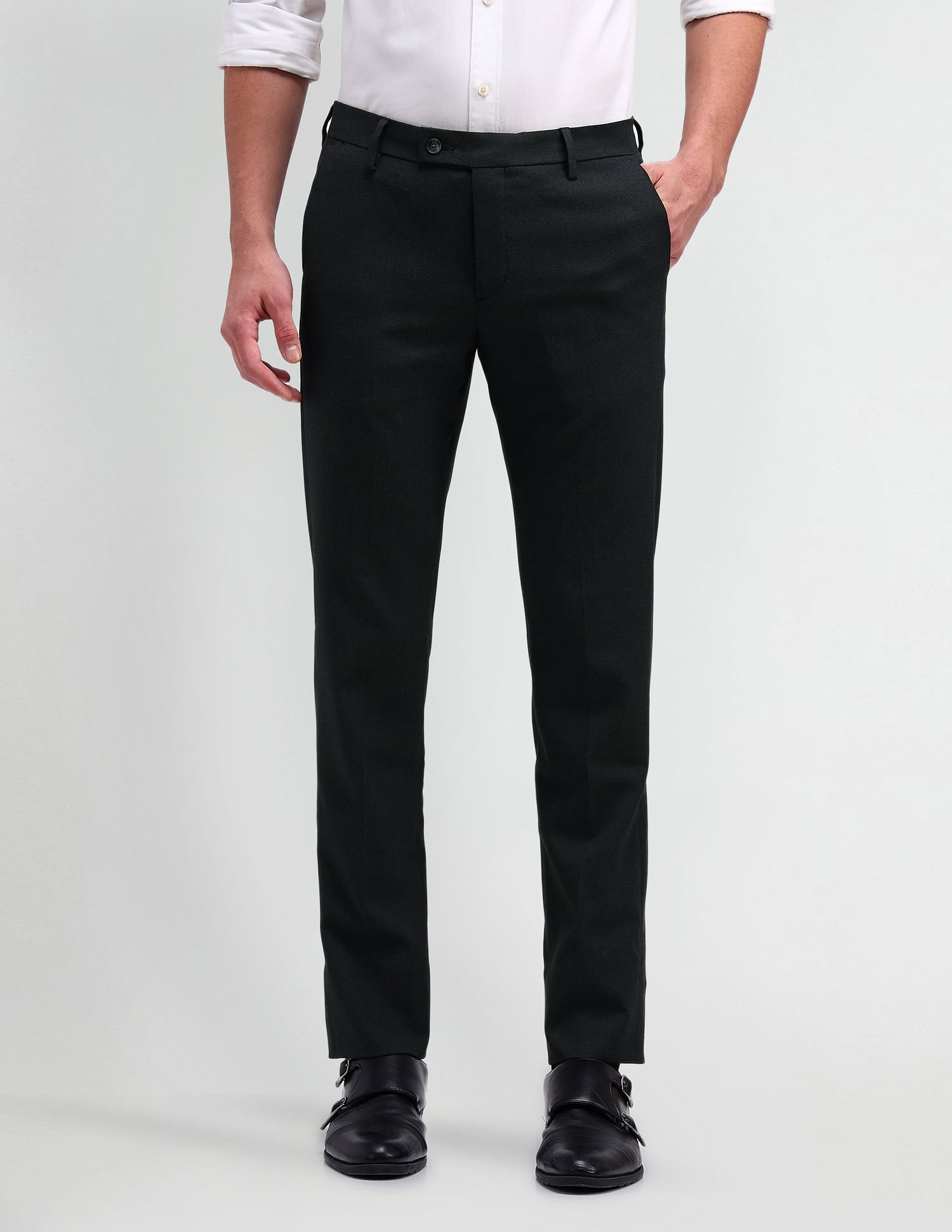 Arrow Denver Slim Fit Solid Trousers