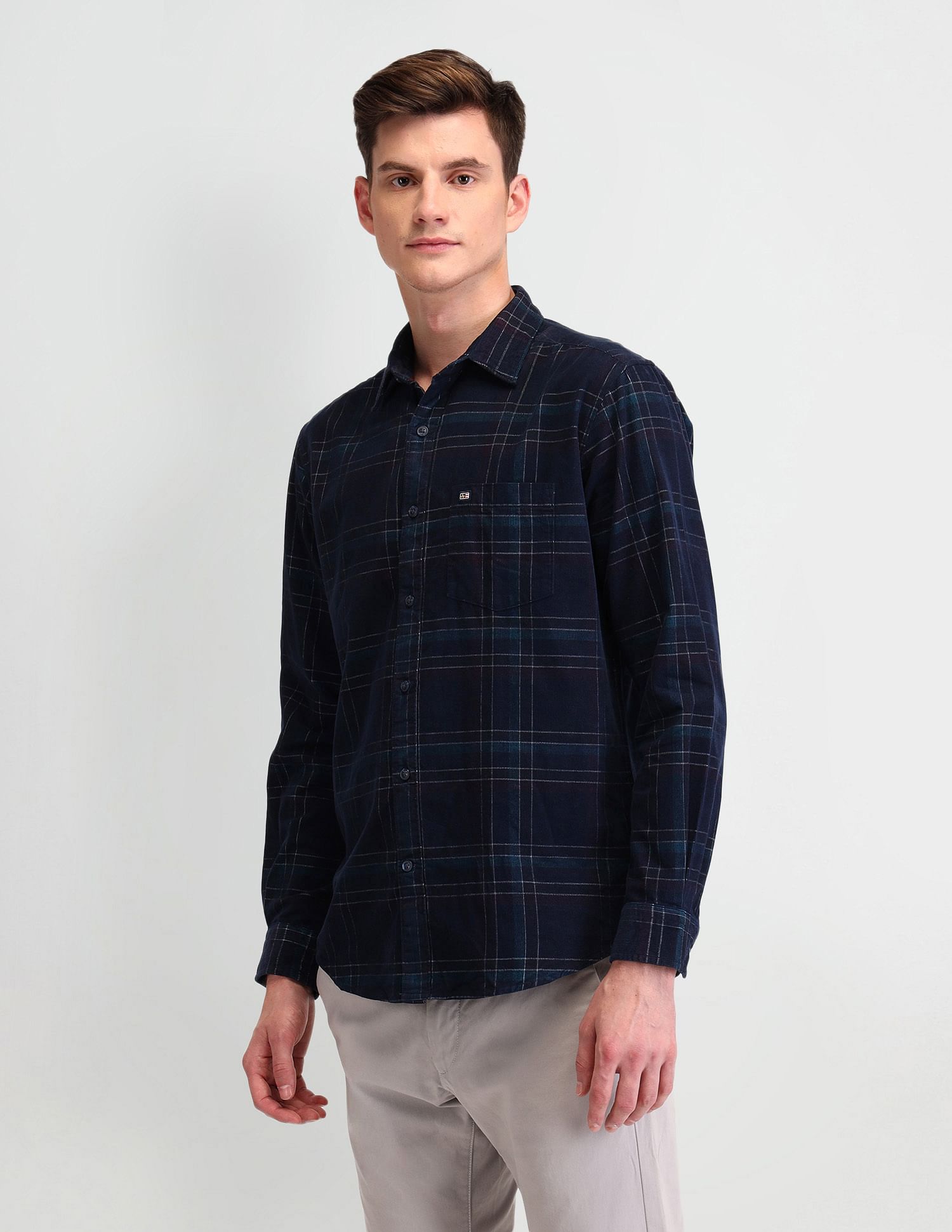 Arrow Sport Slim Fit Lightweight Corduroy Shirt