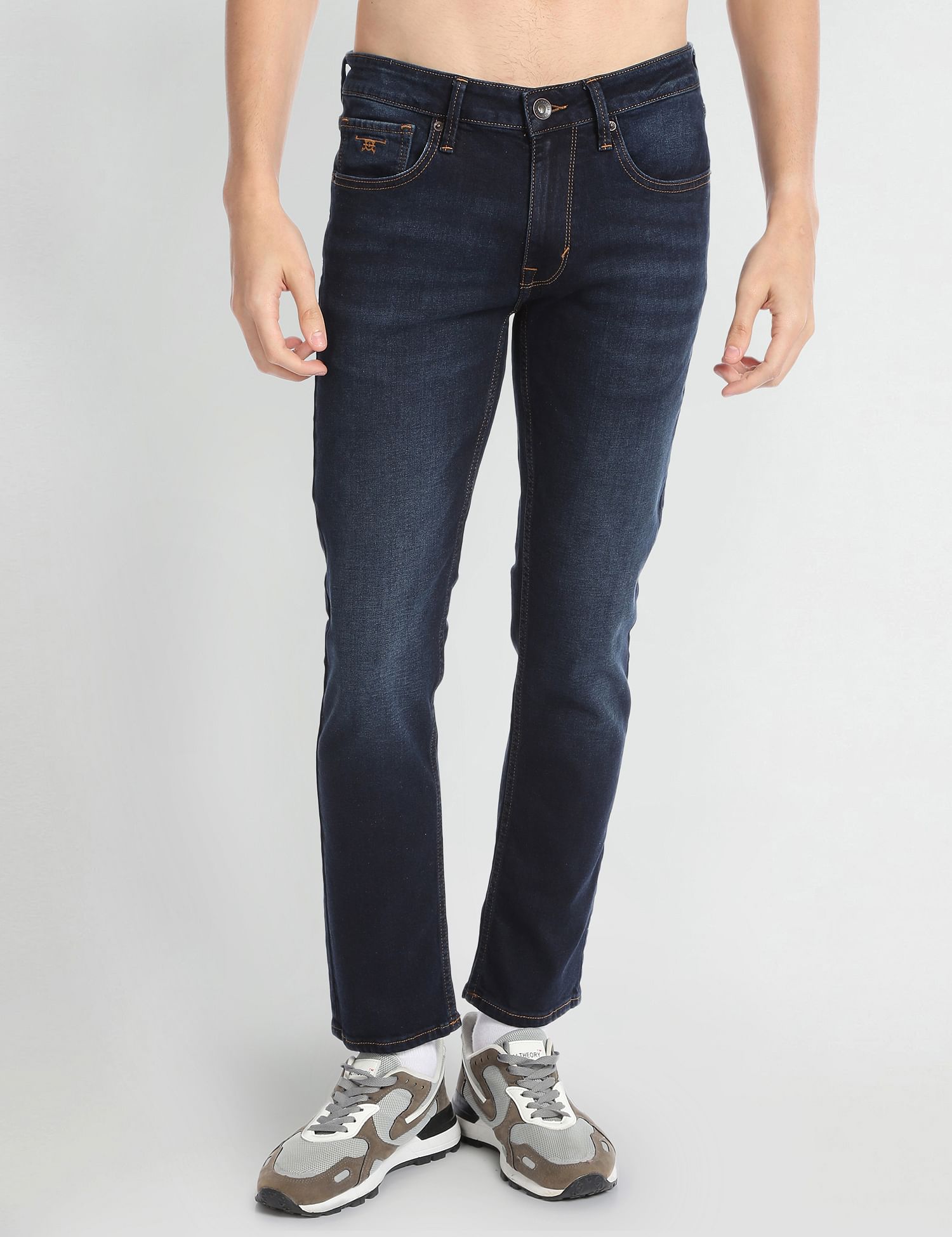 Flying Machine Mid Rise Michael Slim Tapered Fit Jeans