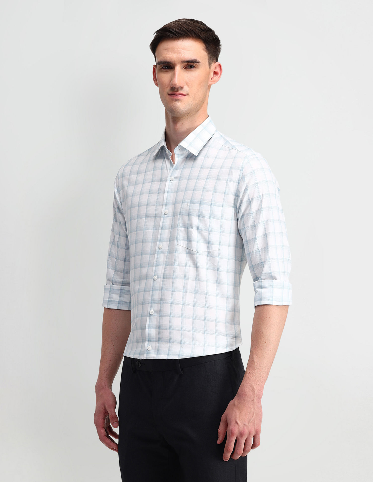 Arrow Manhattan Slim Fit Cotton Shirt