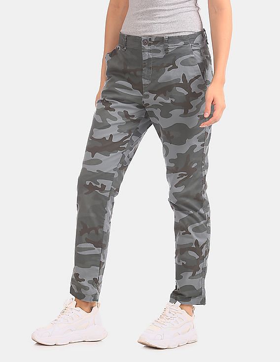 Gap womens deals camo pants