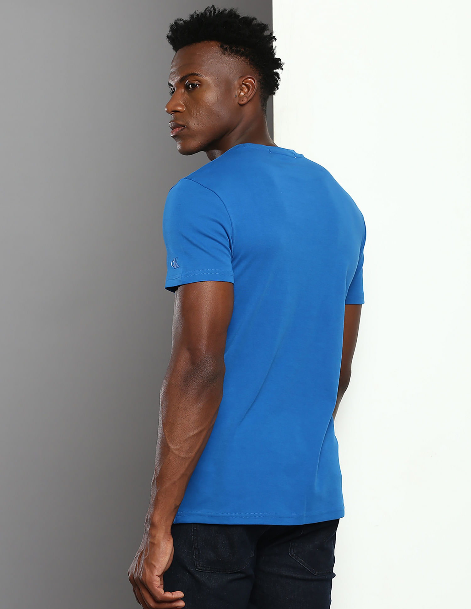 Buy Calvin Klein Jeans Pure Cotton Slim Fit T-Shirt - NNNOW.com