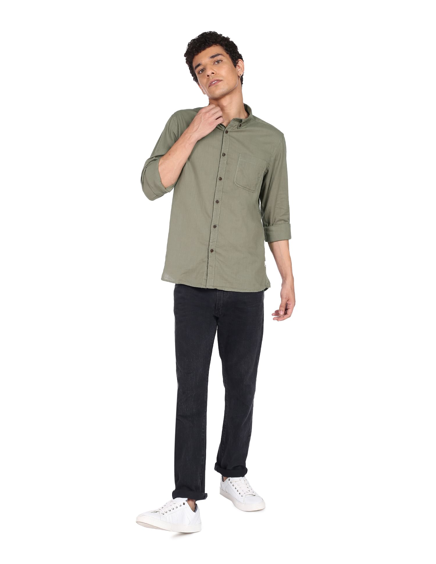 Flying Machine Button-Down Collar Slub Solid Shirt