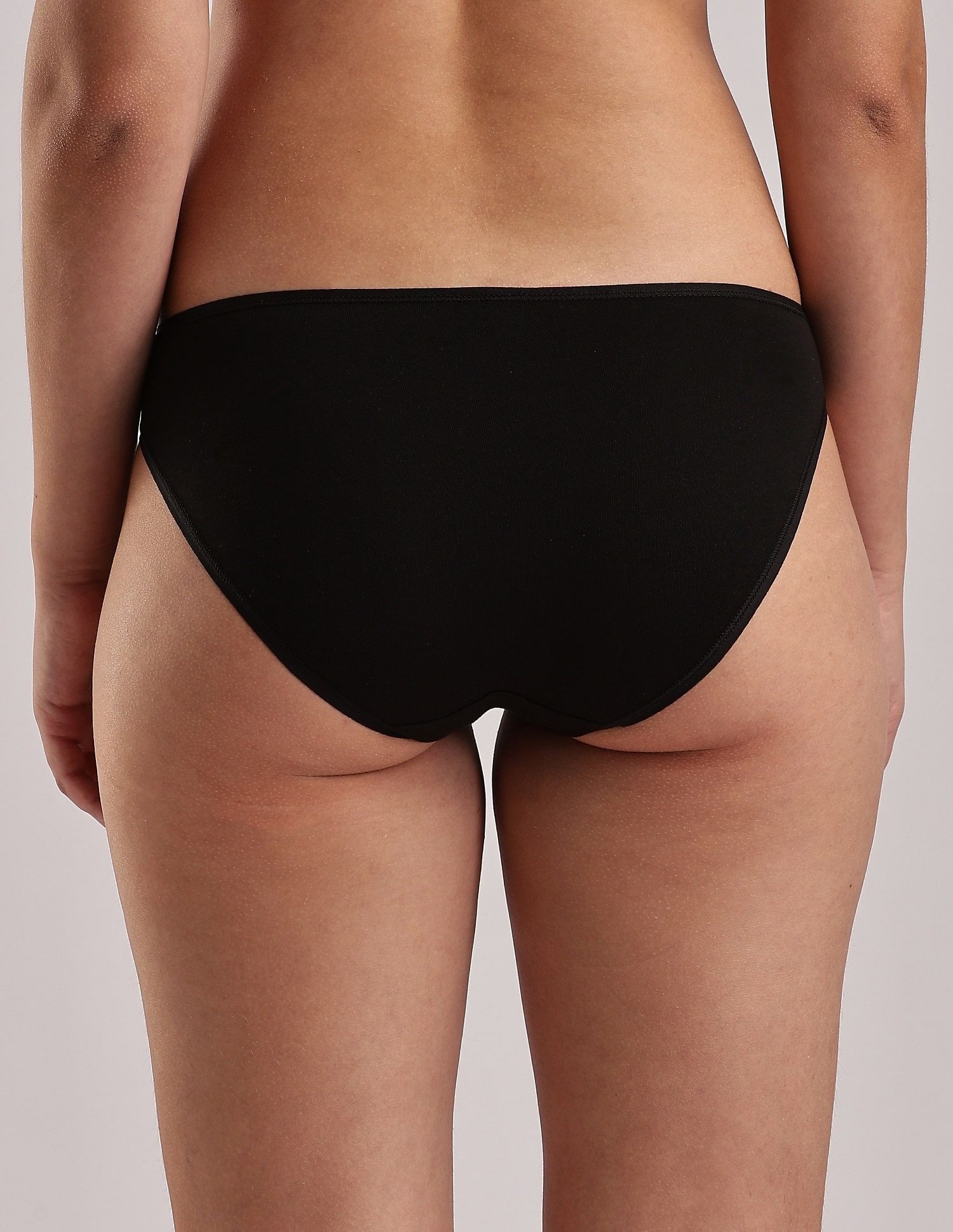 Calvin Klein Underwear Black Solid Low Rise Panty