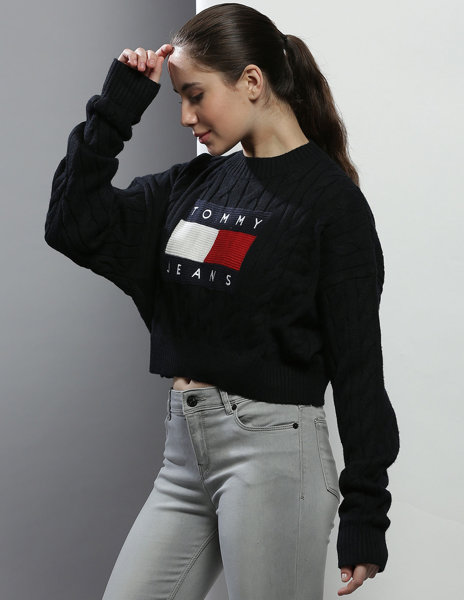 Tommy hilfiger logo sweater shop womens