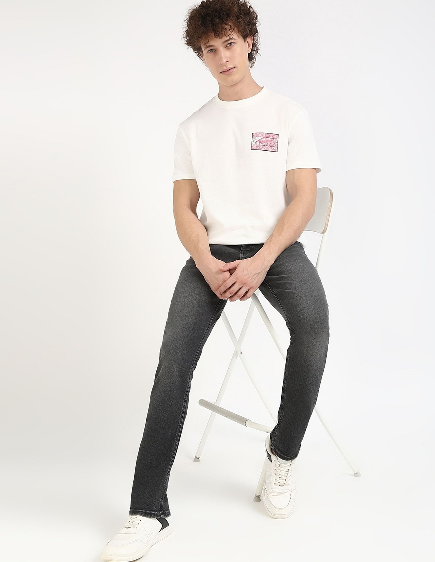 Tommy Hilfiger Graphic Regular-Fit Cotton T-Shirt